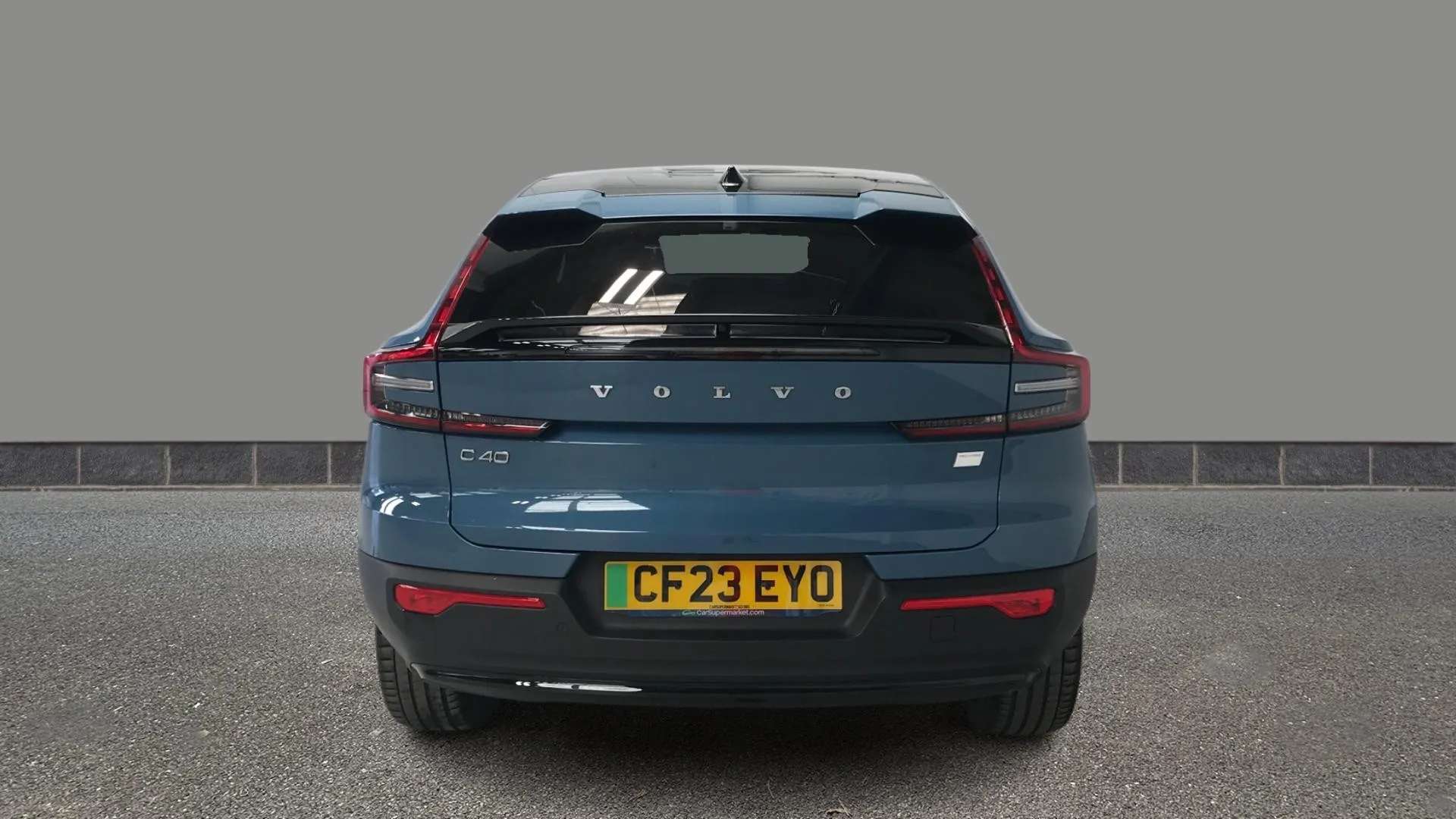 2023 VOLVO C40 2023 VOLVO C40