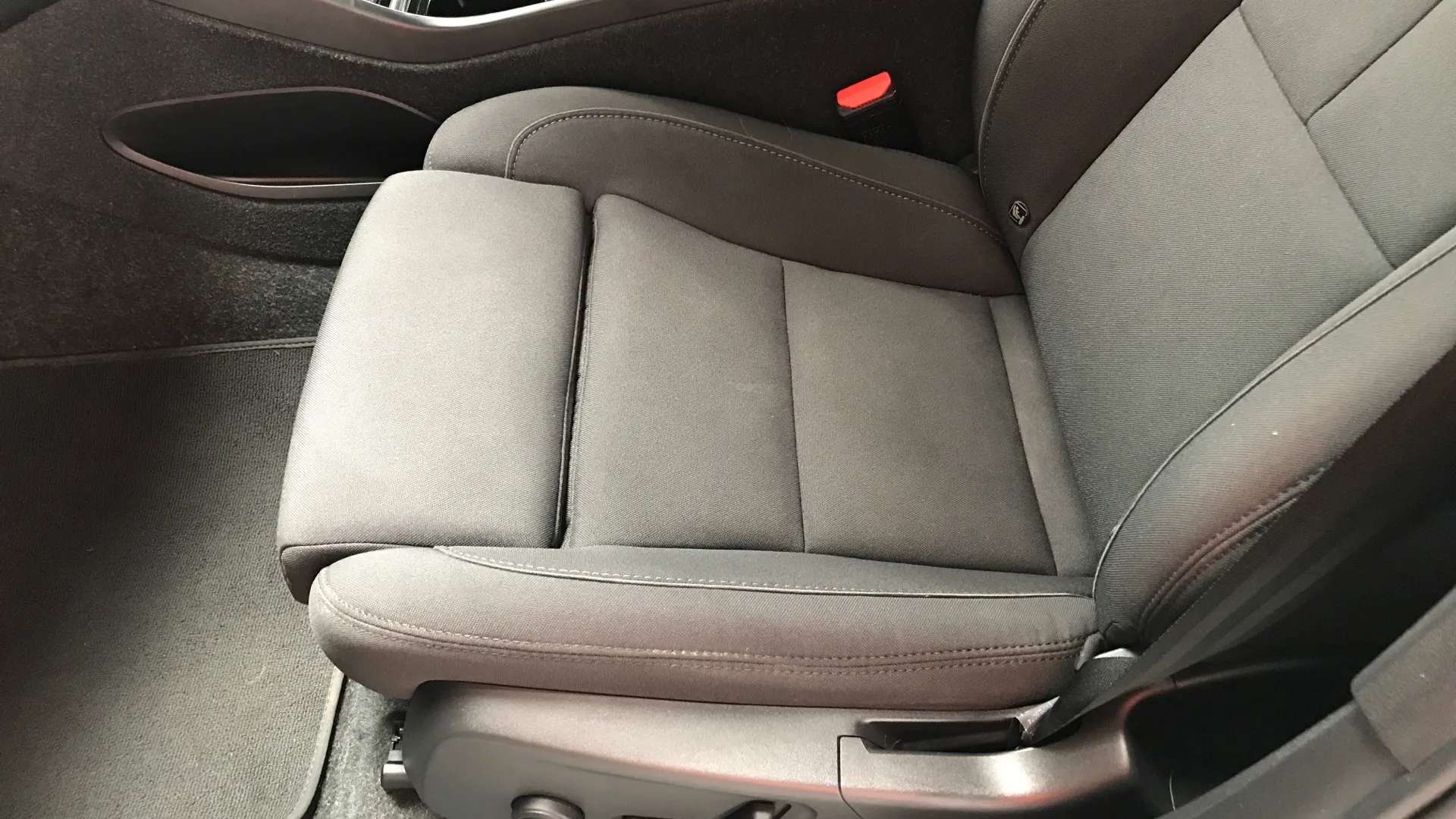 2023 VOLVO C40 2023 VOLVO C40