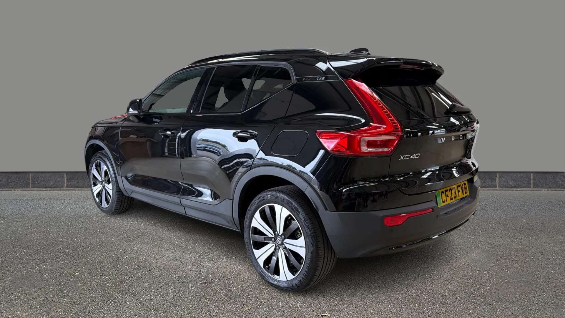 A 2023 VOLVO XC40 170kW Recharge Plus 69kWh Auto A 2023 VOLVO XC40 170kW Recharge Plus 69kWh Auto