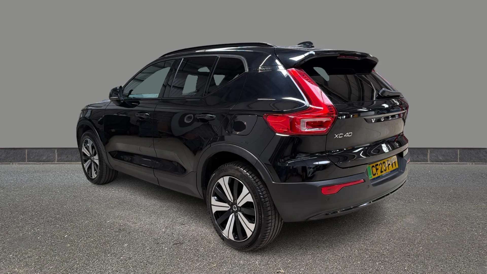 A 2023 VOLVO XC40 170kW Recharge Plus 69kWh Auto A 2023 VOLVO XC40 170kW Recharge Plus 69kWh Auto