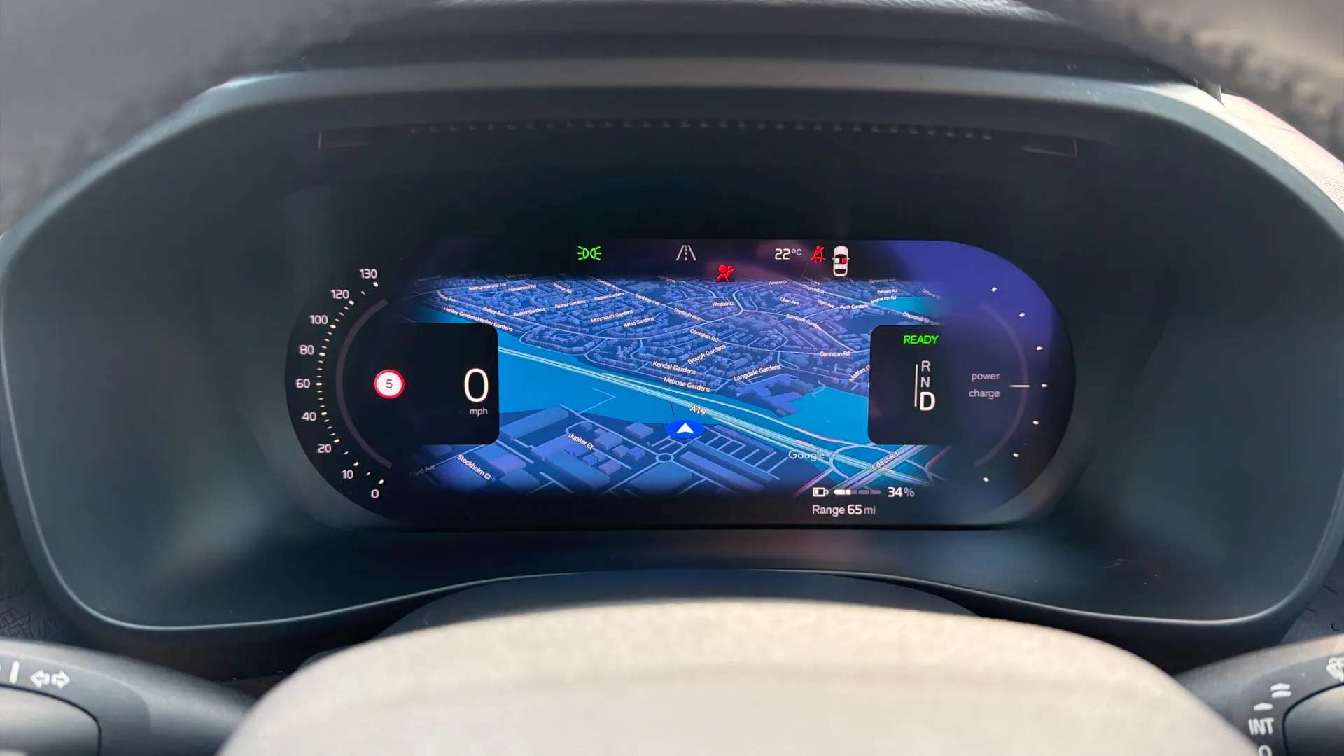 2023 VOLVO XC40 2023 VOLVO XC40