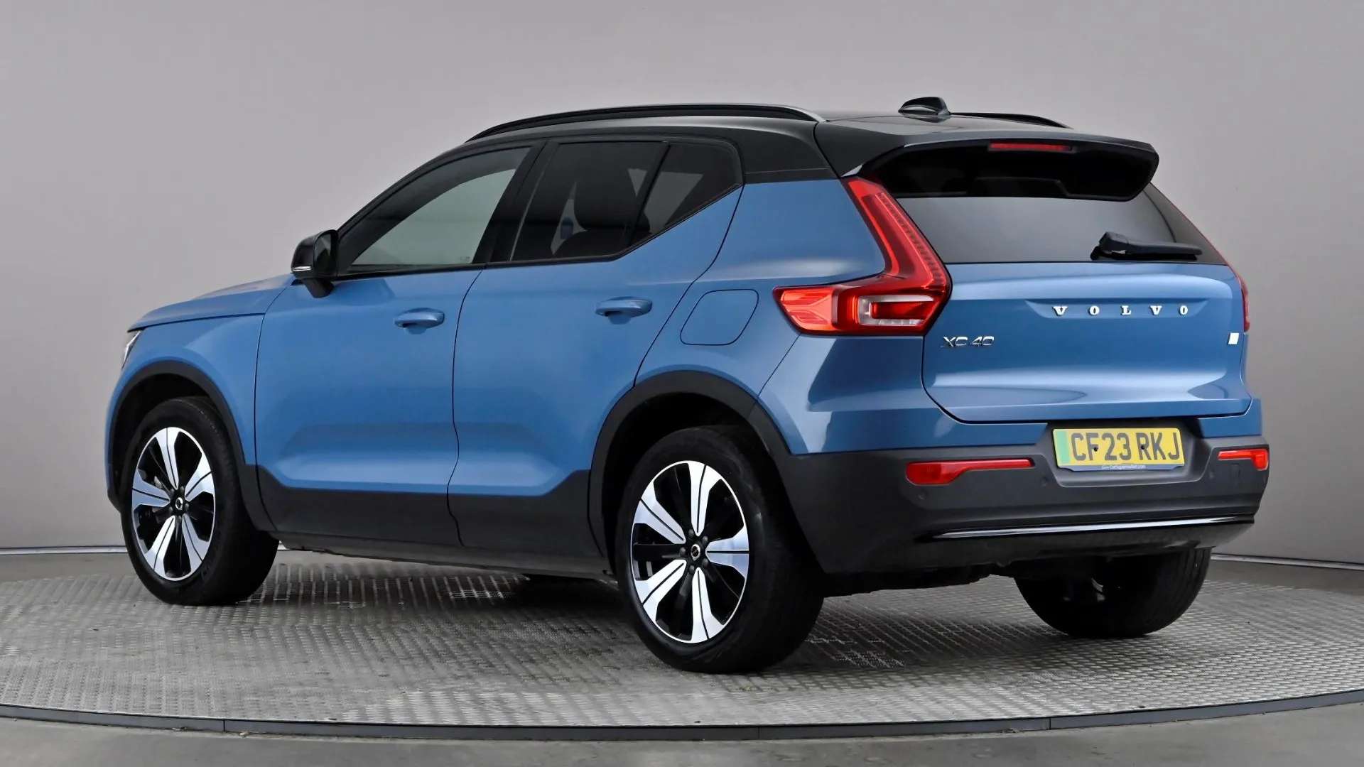 A 2023 VOLVO XC40 170kW Recharge Plus 69kWh Auto A 2023 VOLVO XC40 170kW Recharge Plus 69kWh Auto