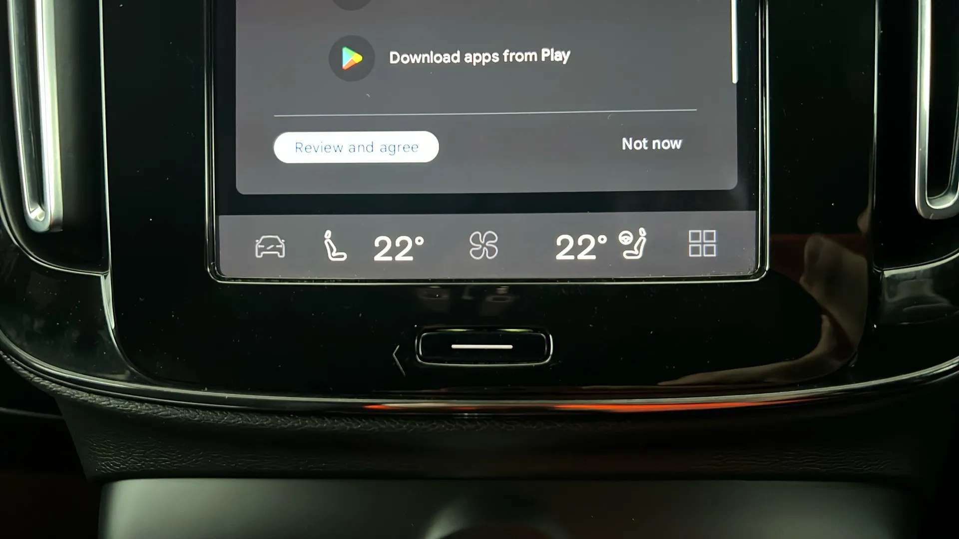 2023 VOLVO XC40 2023 VOLVO XC40