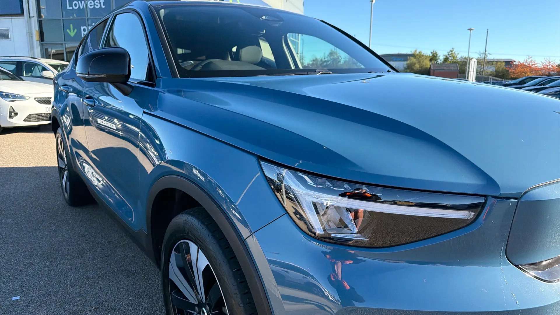 2023 VOLVO C40 2023 VOLVO C40