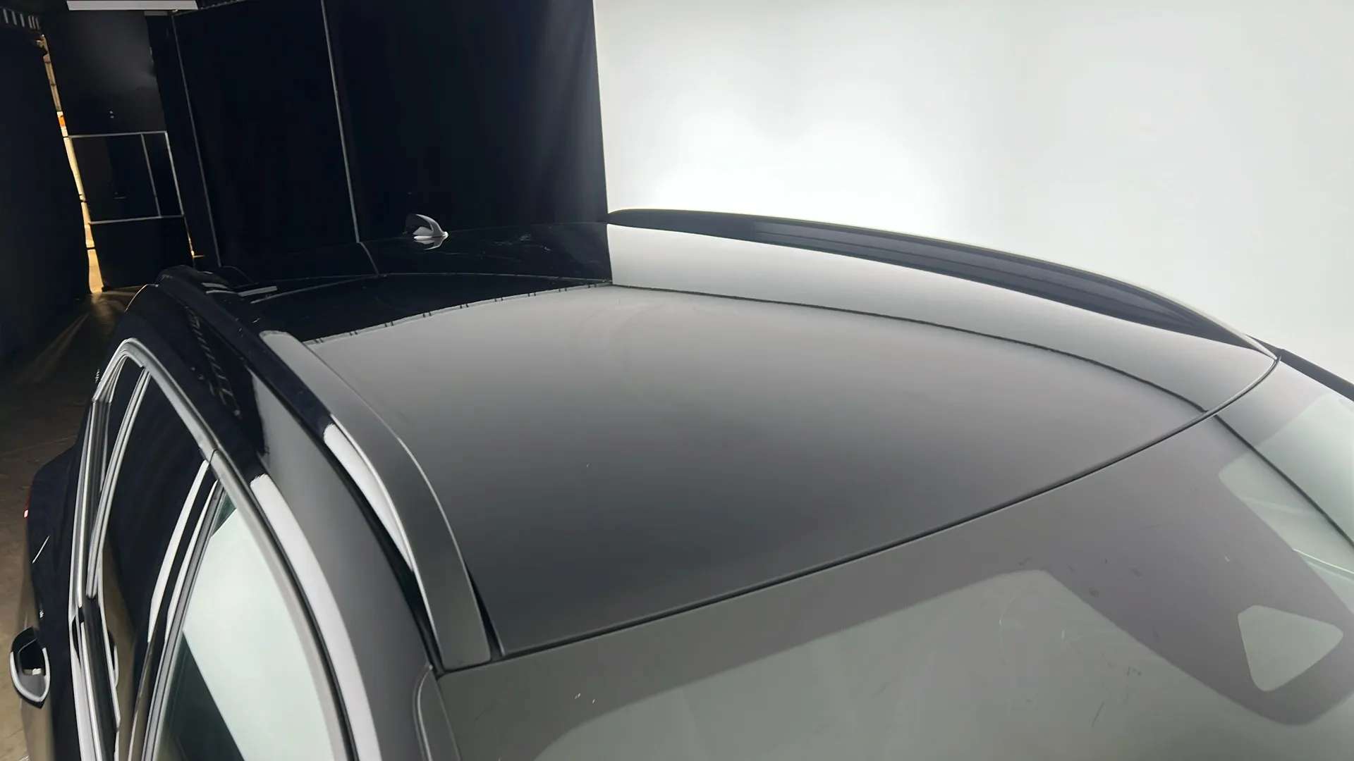 2023 VOLVO XC40 2023 VOLVO XC40