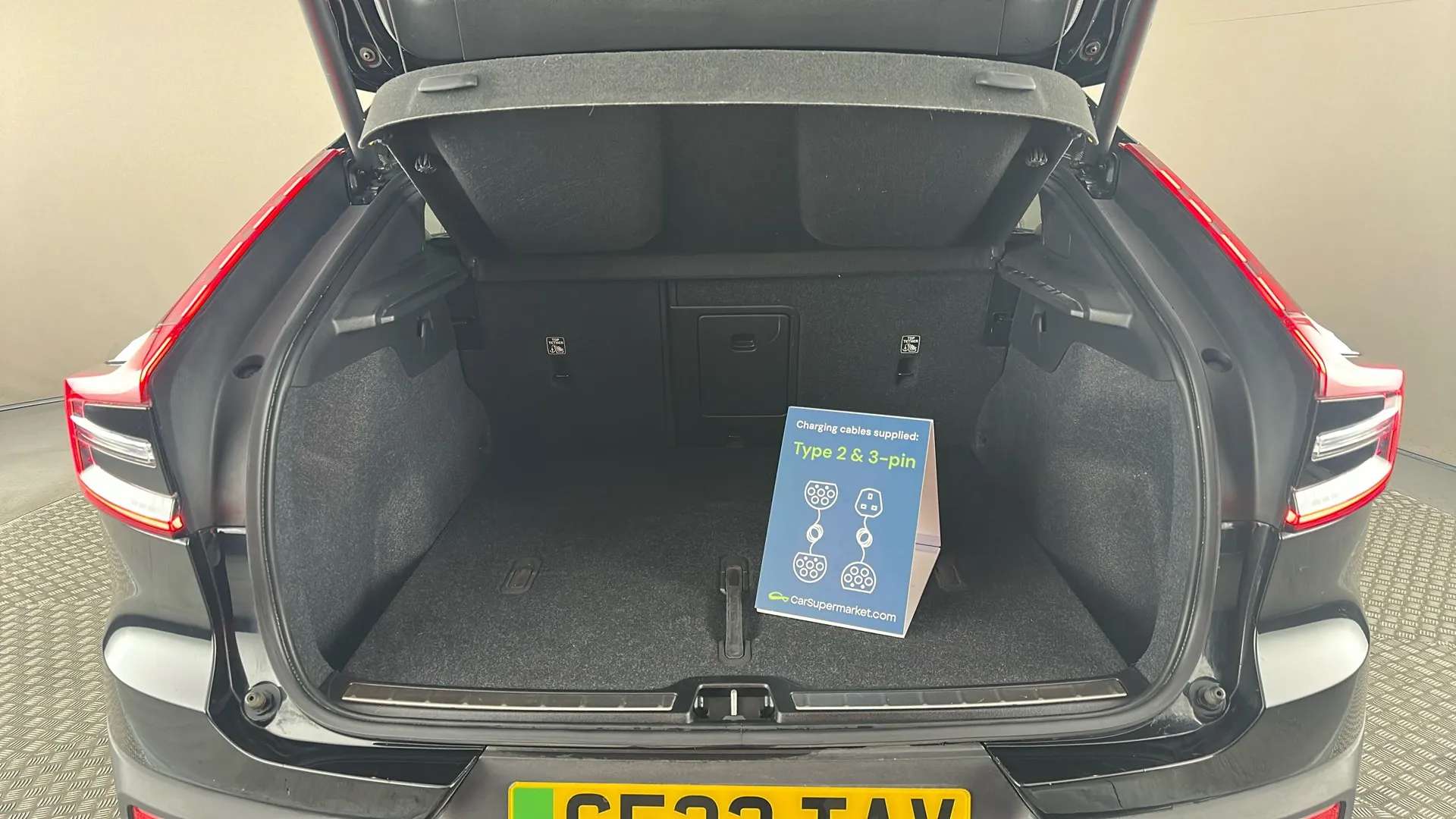 2023 VOLVO C40 2023 VOLVO C40