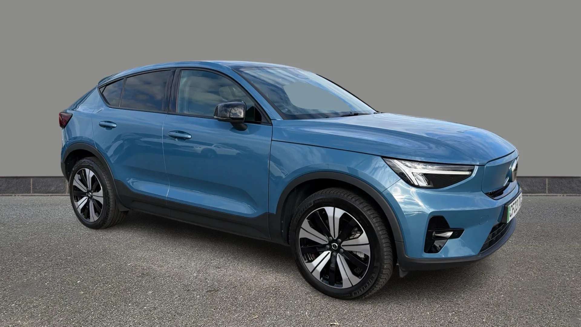 A 2023 VOLVO C40 170kW Recharge Plus 69kWh Auto A 2023 VOLVO C40 170kW Recharge Plus 69kWh Auto