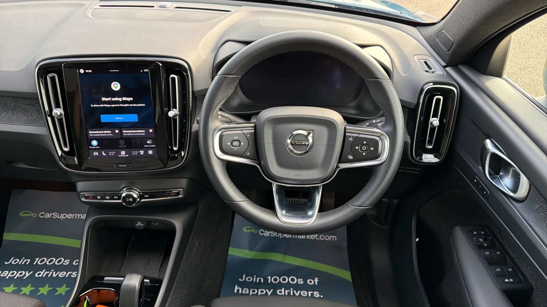 2023 VOLVO C40 2023 VOLVO C40