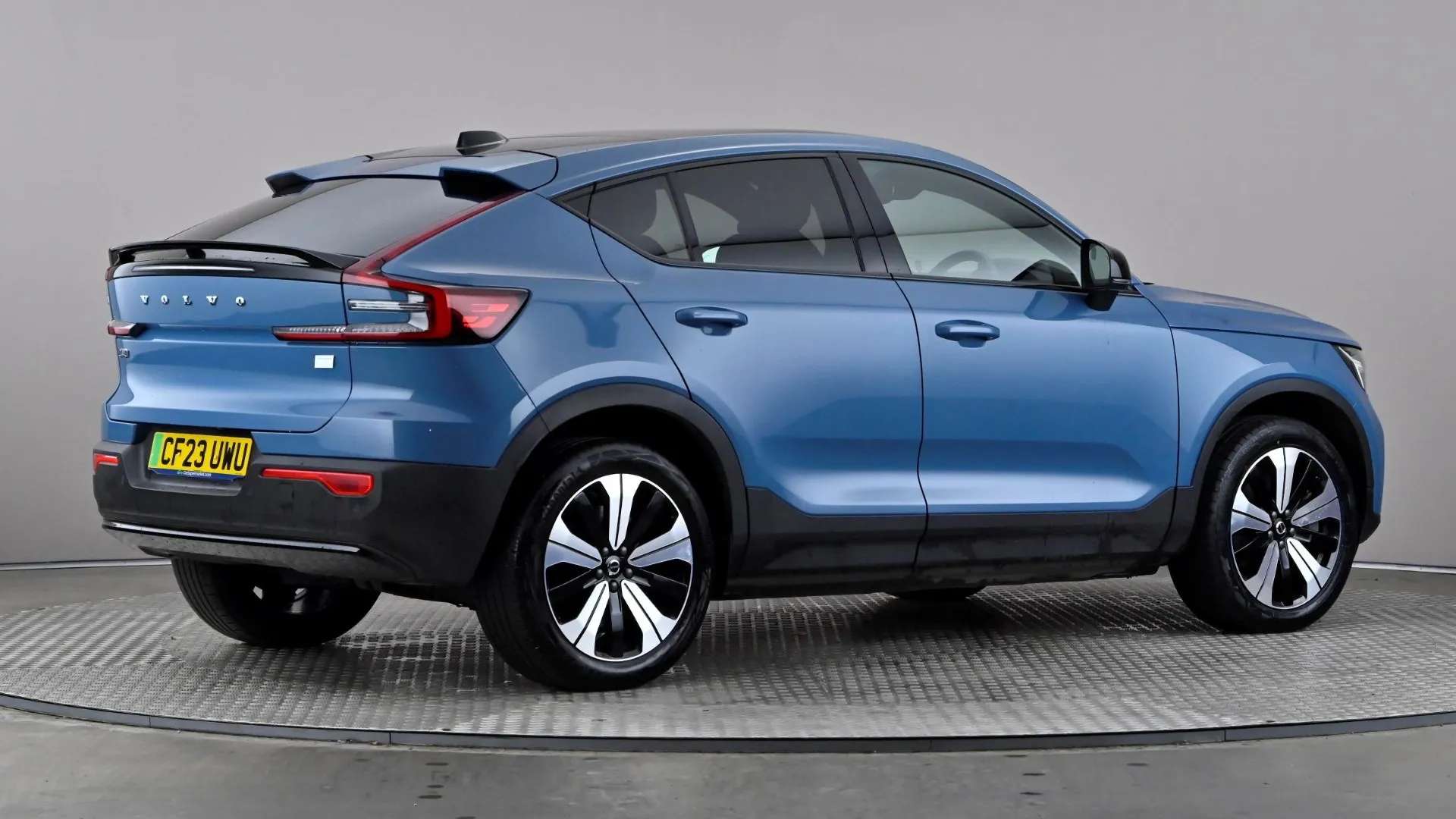 2023 VOLVO C40 2023 VOLVO C40