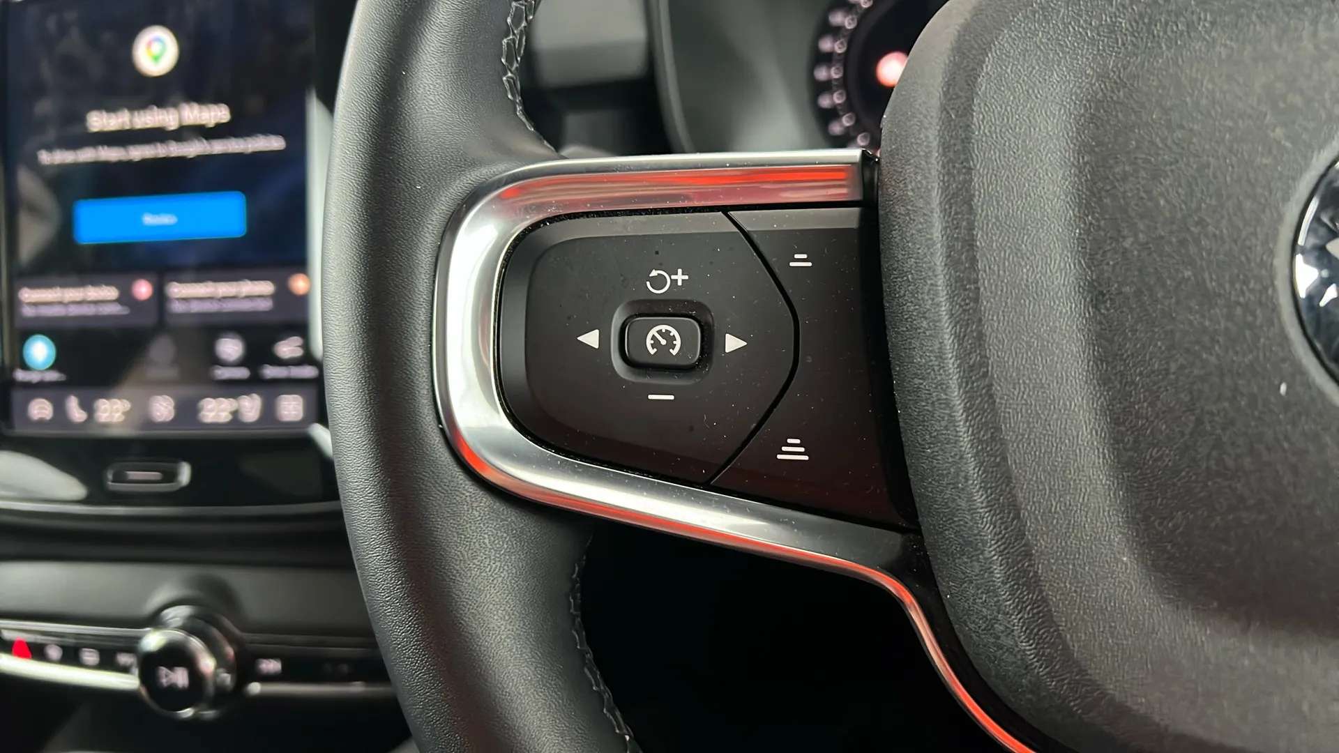 2023 VOLVO C40 2023 VOLVO C40