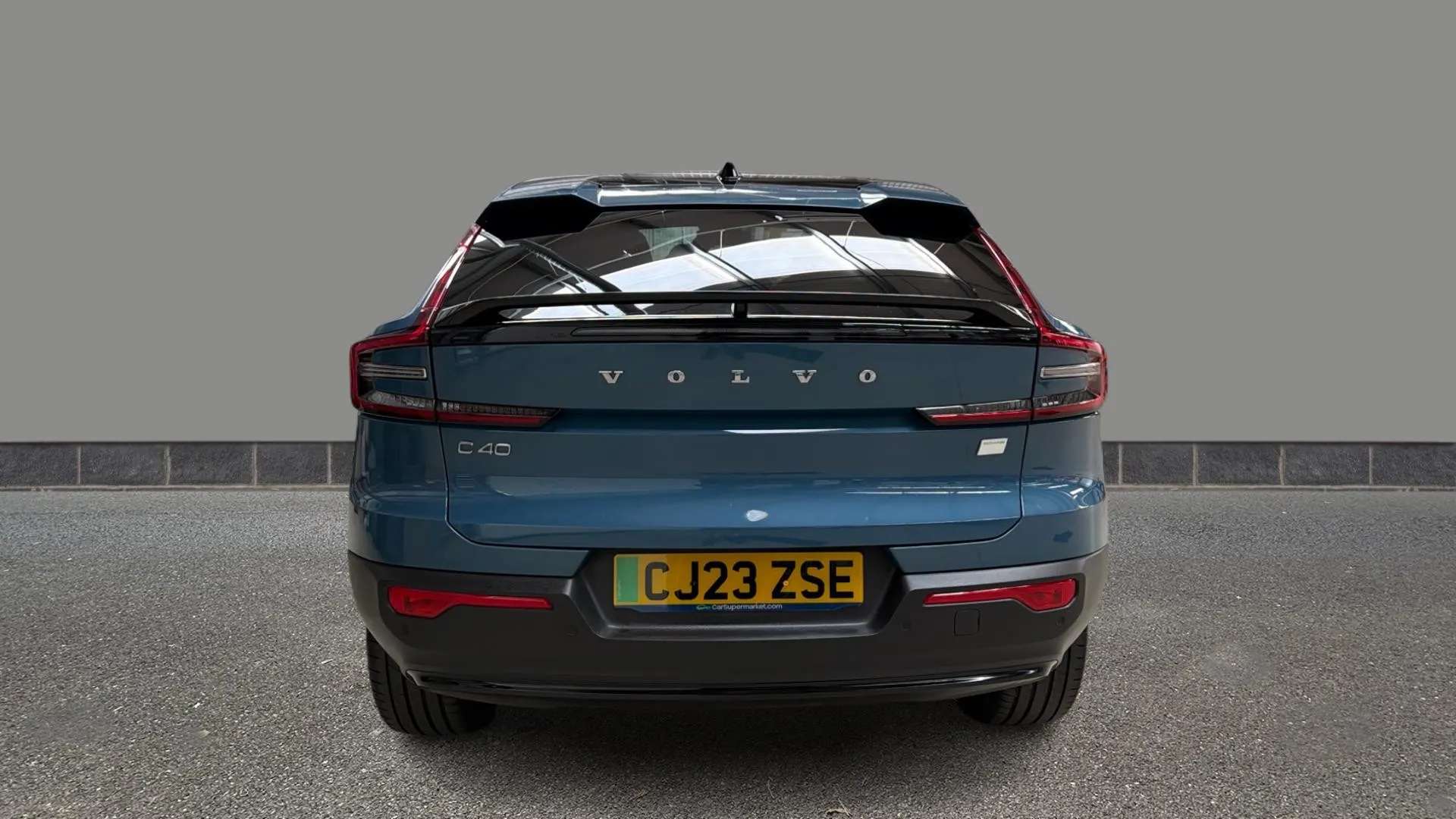 2023 VOLVO C40 2023 VOLVO C40