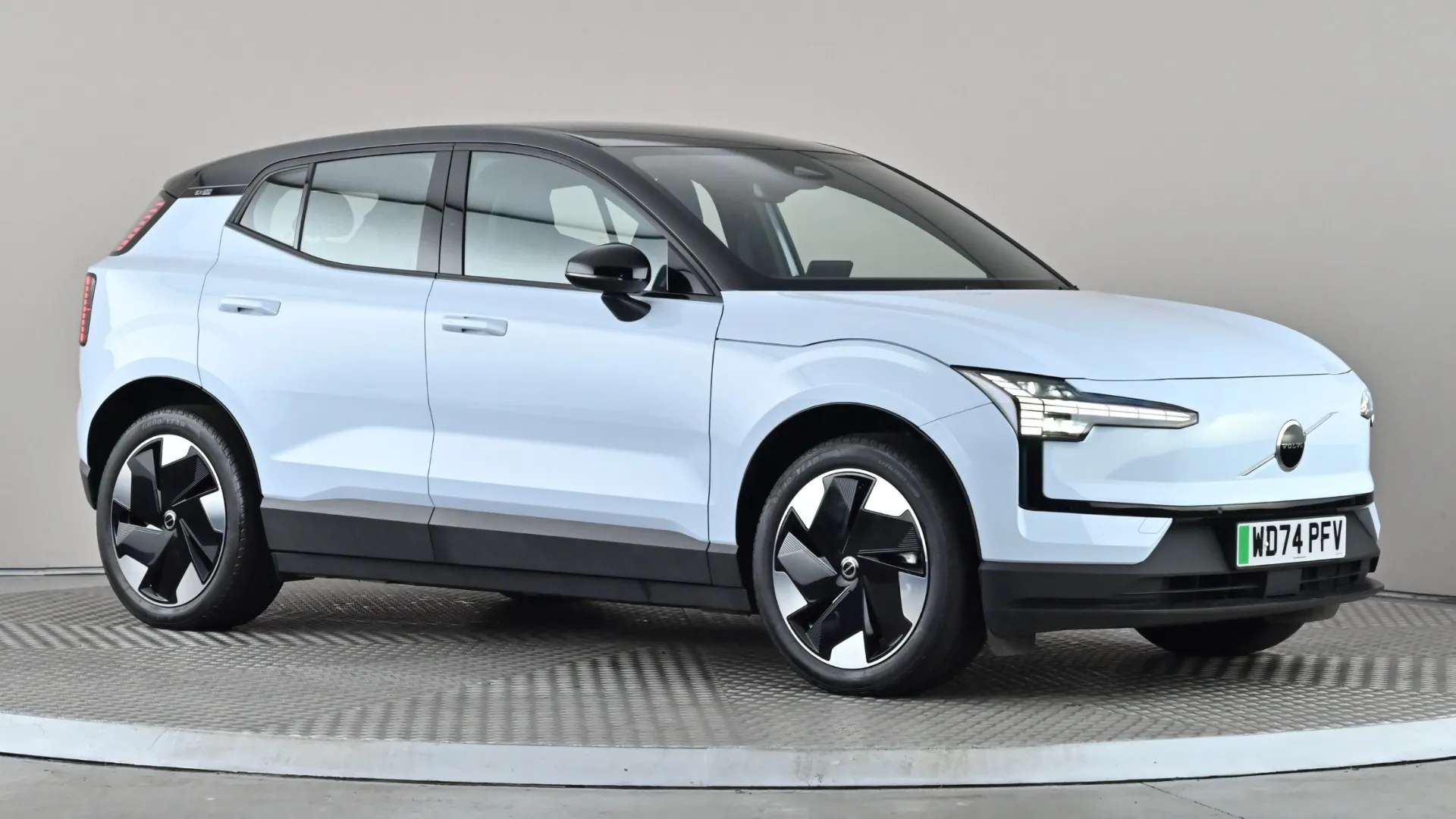A 2025 VOLVO EX30 315kW Twin Motor Performance Plus 69kWh Auto A 2025 VOLVO EX30 315kW Twin Motor Performance Plus 69kWh Auto