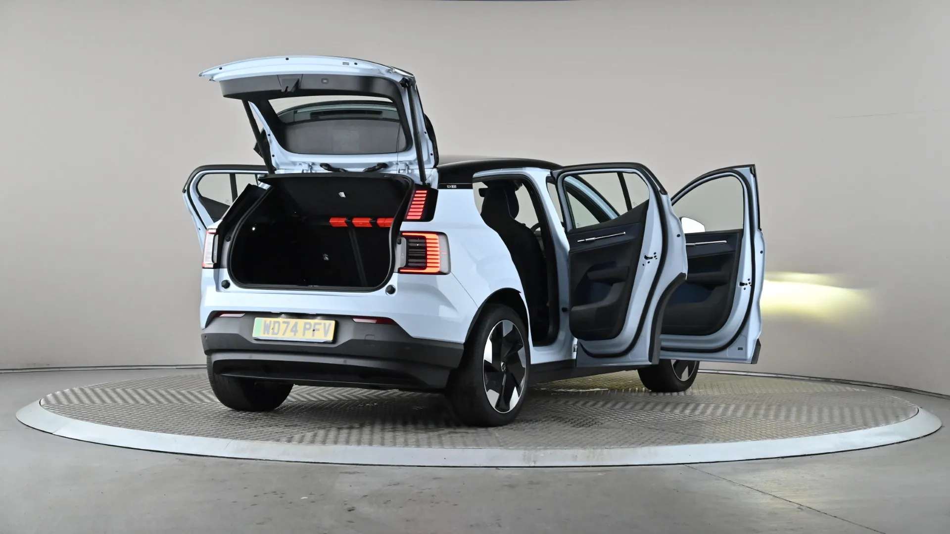 2025 VOLVO EX30 2025 VOLVO EX30