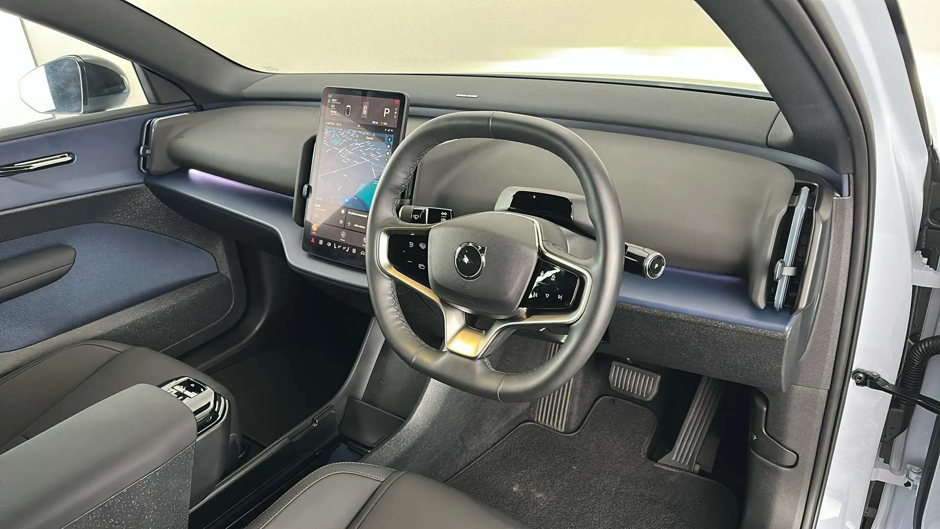 2025 VOLVO EX30 2025 VOLVO EX30