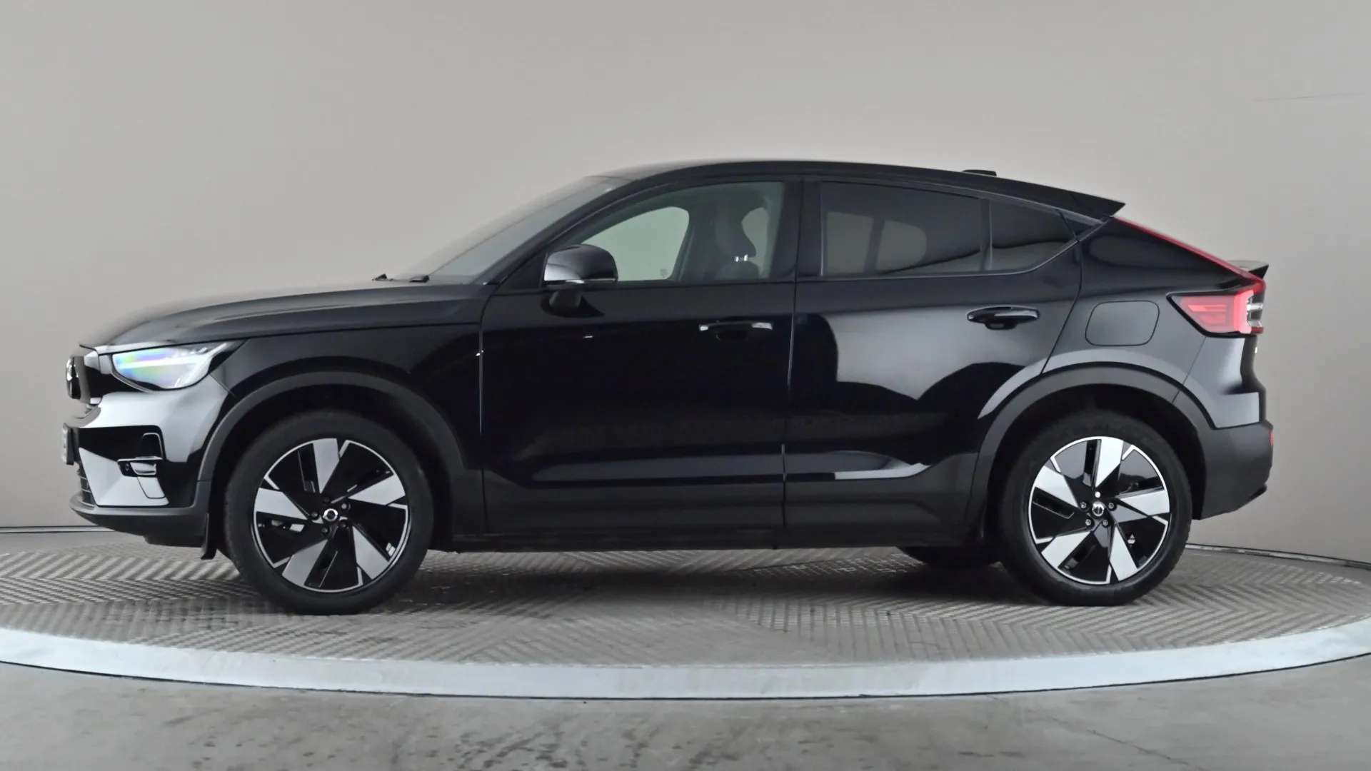 A 2024 VOLVO C40 175kW Recharge Plus 69kWh Auto A 2024 VOLVO C40 175kW Recharge Plus 69kWh Auto