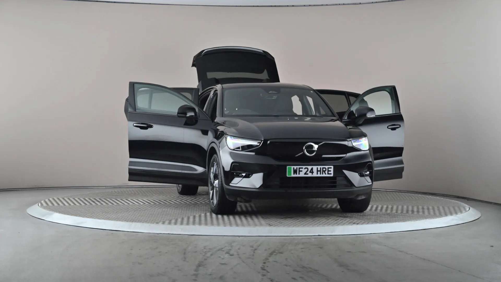 2024 VOLVO C40 2024 VOLVO C40