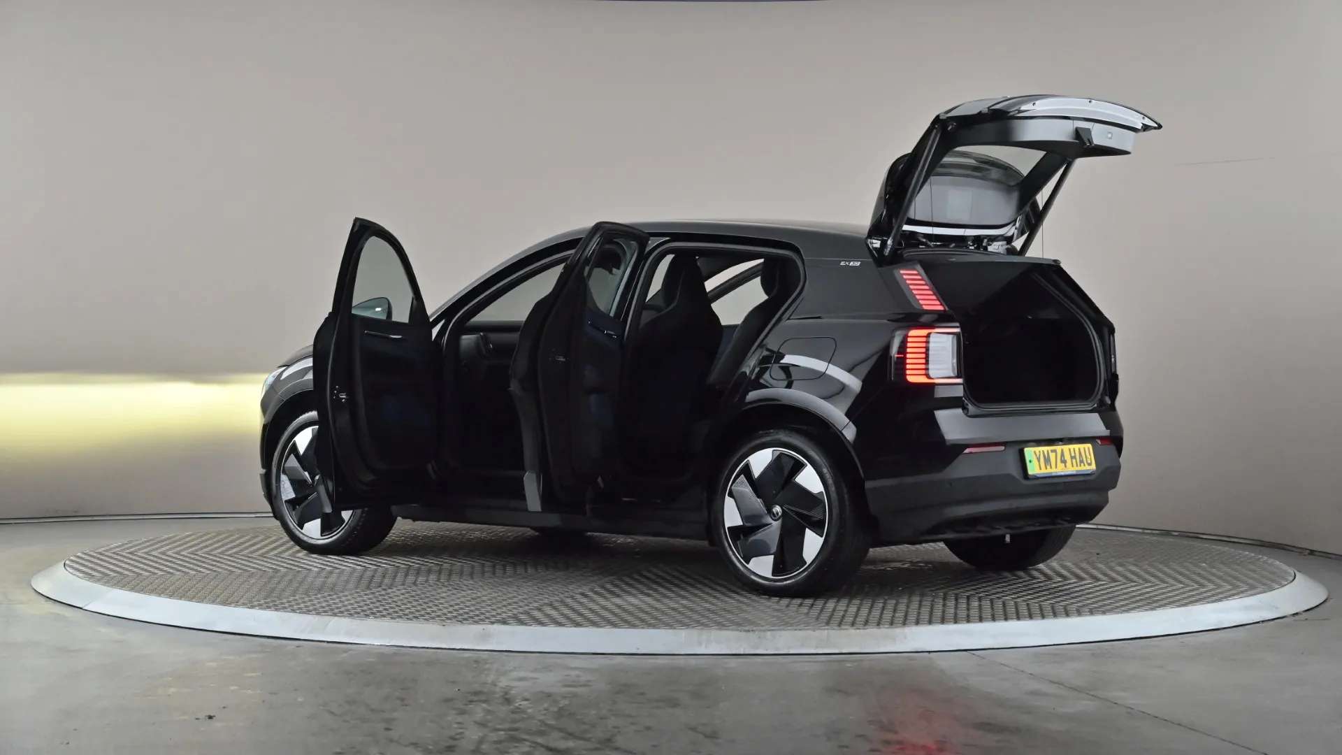 2025 VOLVO EX30 2025 VOLVO EX30