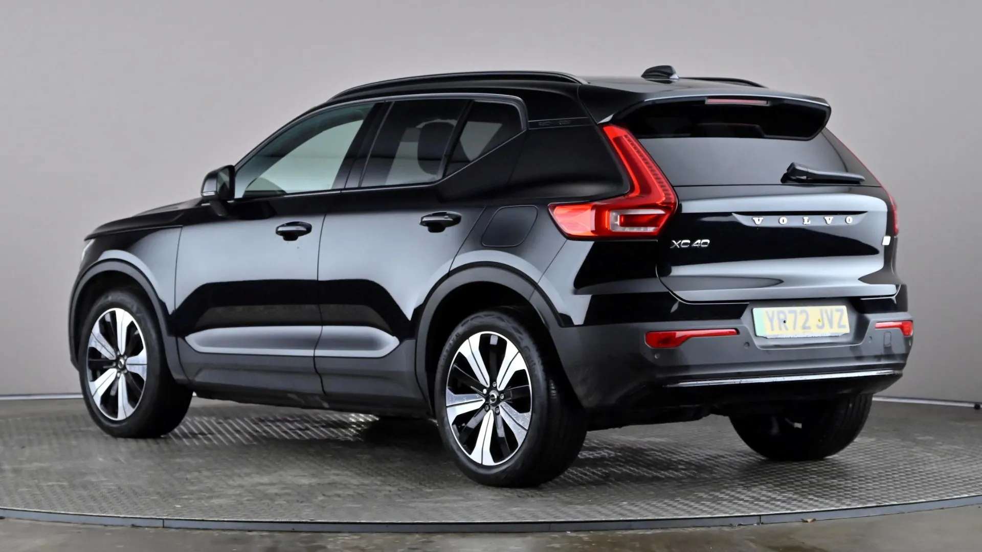 A 2022 VOLVO XC40 170kW Recharge Plus 69kWh Auto A 2022 VOLVO XC40 170kW Recharge Plus 69kWh Auto