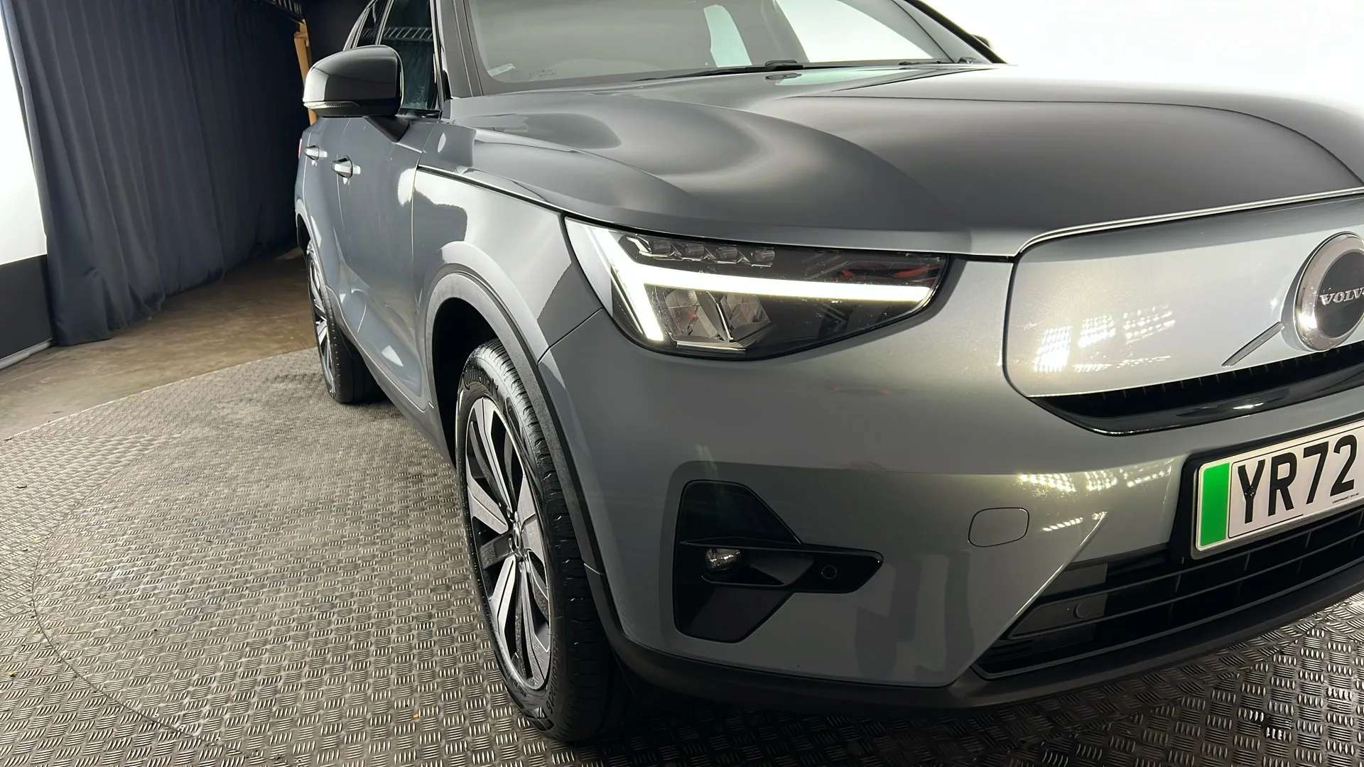 2022 VOLVO XC40 2022 VOLVO XC40