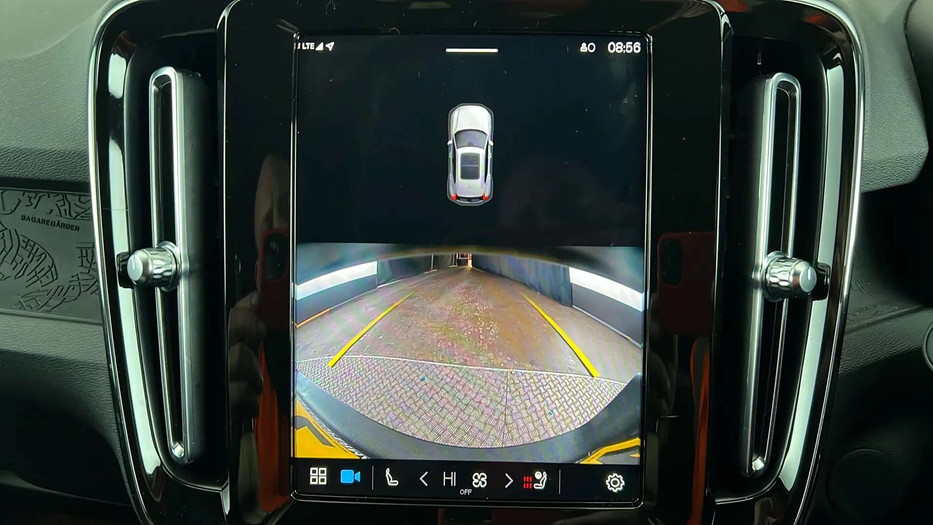 2022 VOLVO XC40 2022 VOLVO XC40