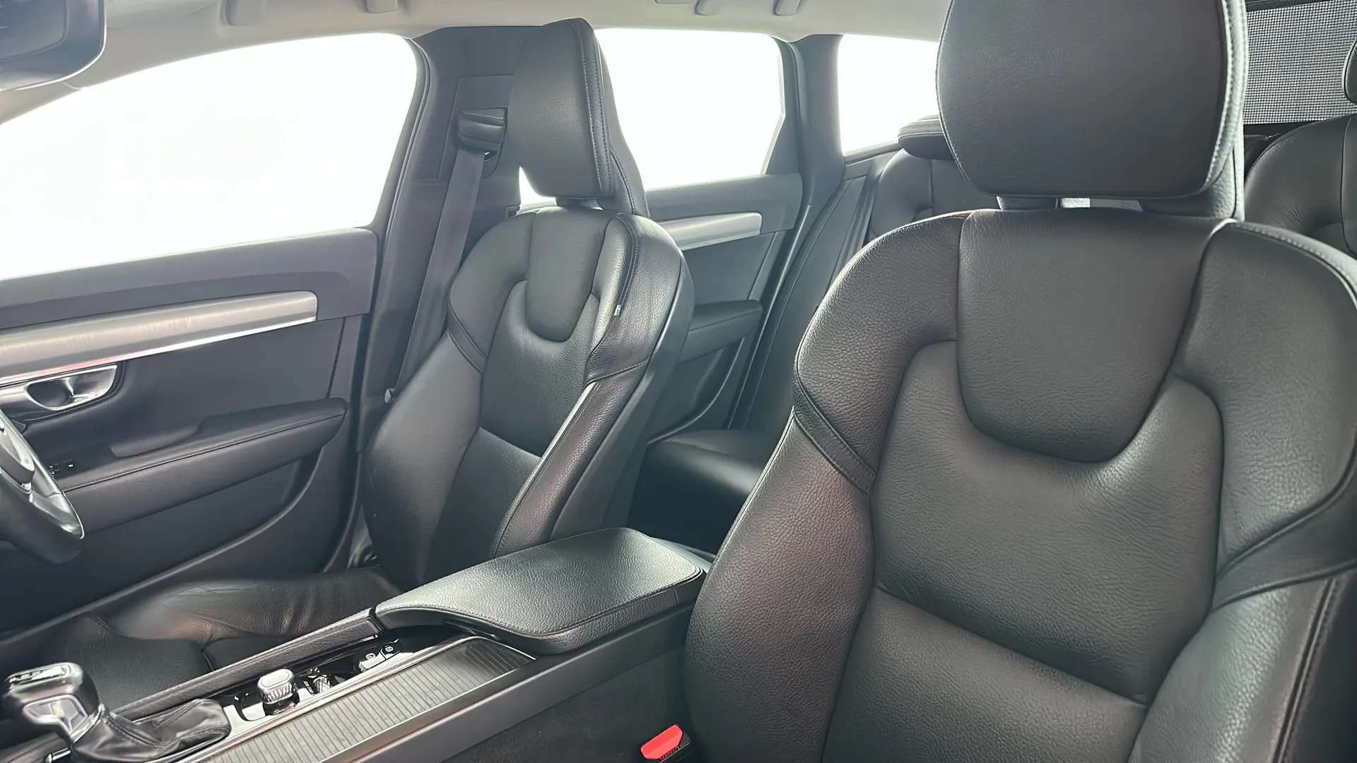2019 VOLVO V90 2019 VOLVO V90