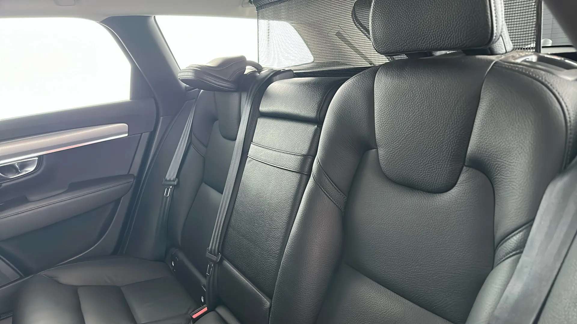 2019 VOLVO V90 2019 VOLVO V90