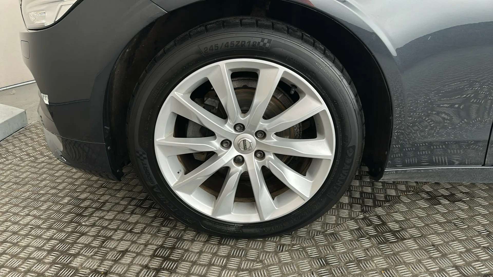 2019 VOLVO V90 2019 VOLVO V90