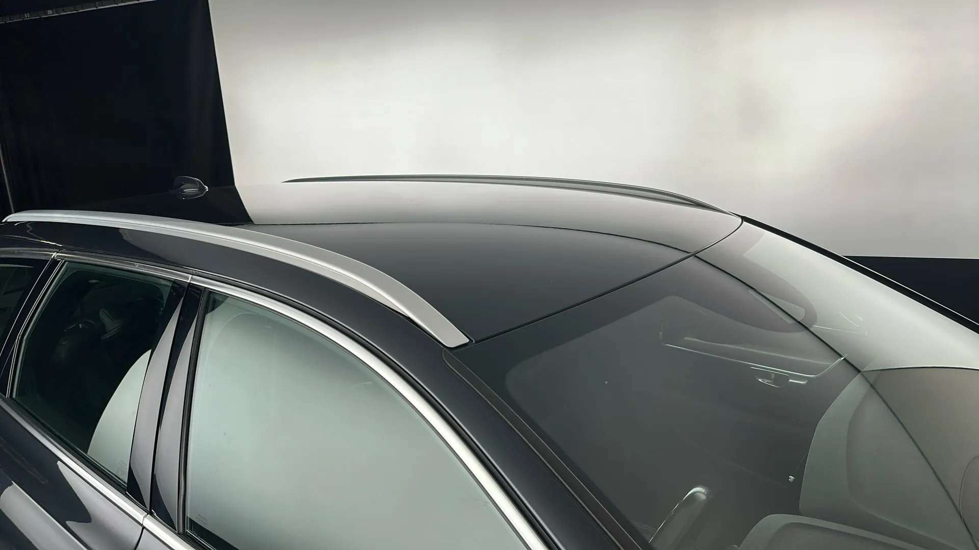 2019 VOLVO V90 2019 VOLVO V90