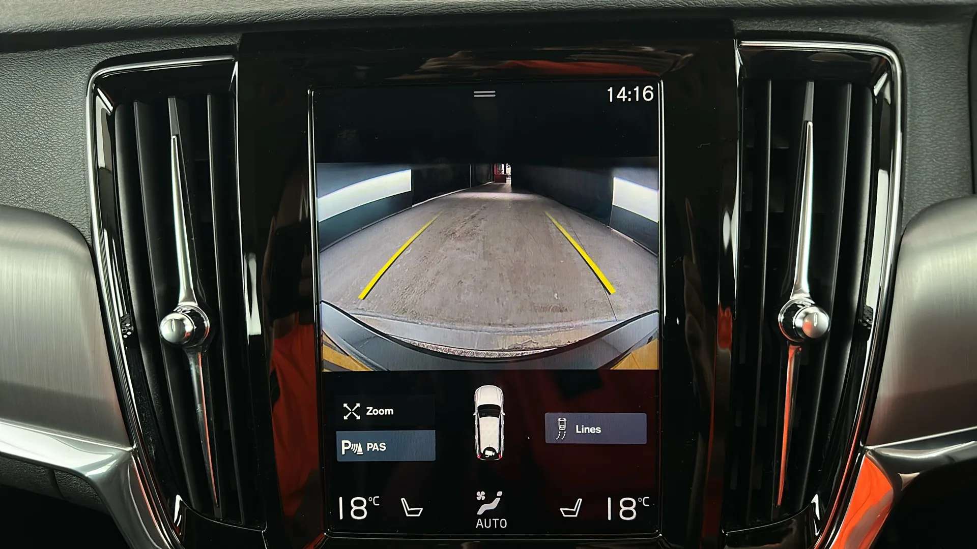 2019 VOLVO V90 2019 VOLVO V90