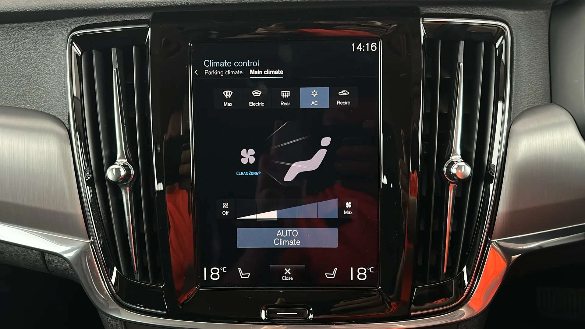 2019 VOLVO V90 2019 VOLVO V90