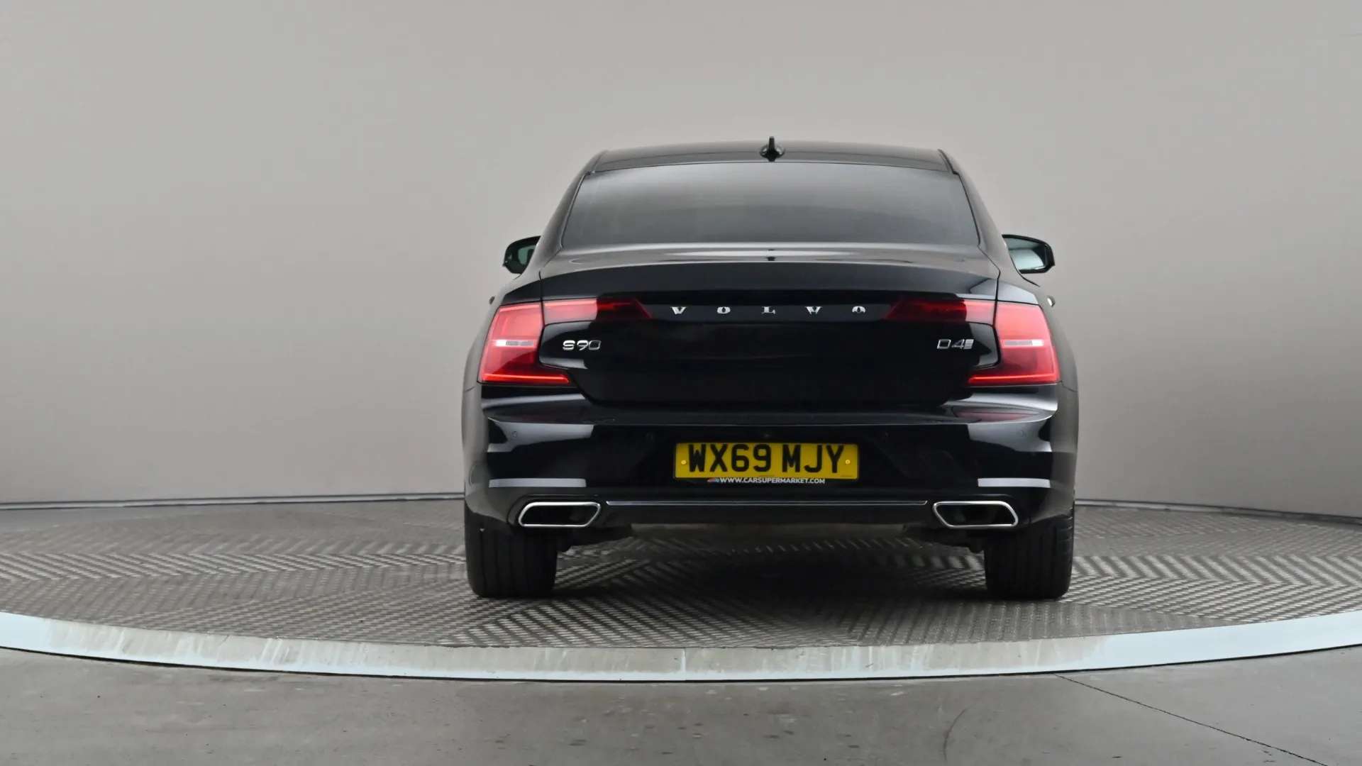 2019 VOLVO S90 2019 VOLVO S90