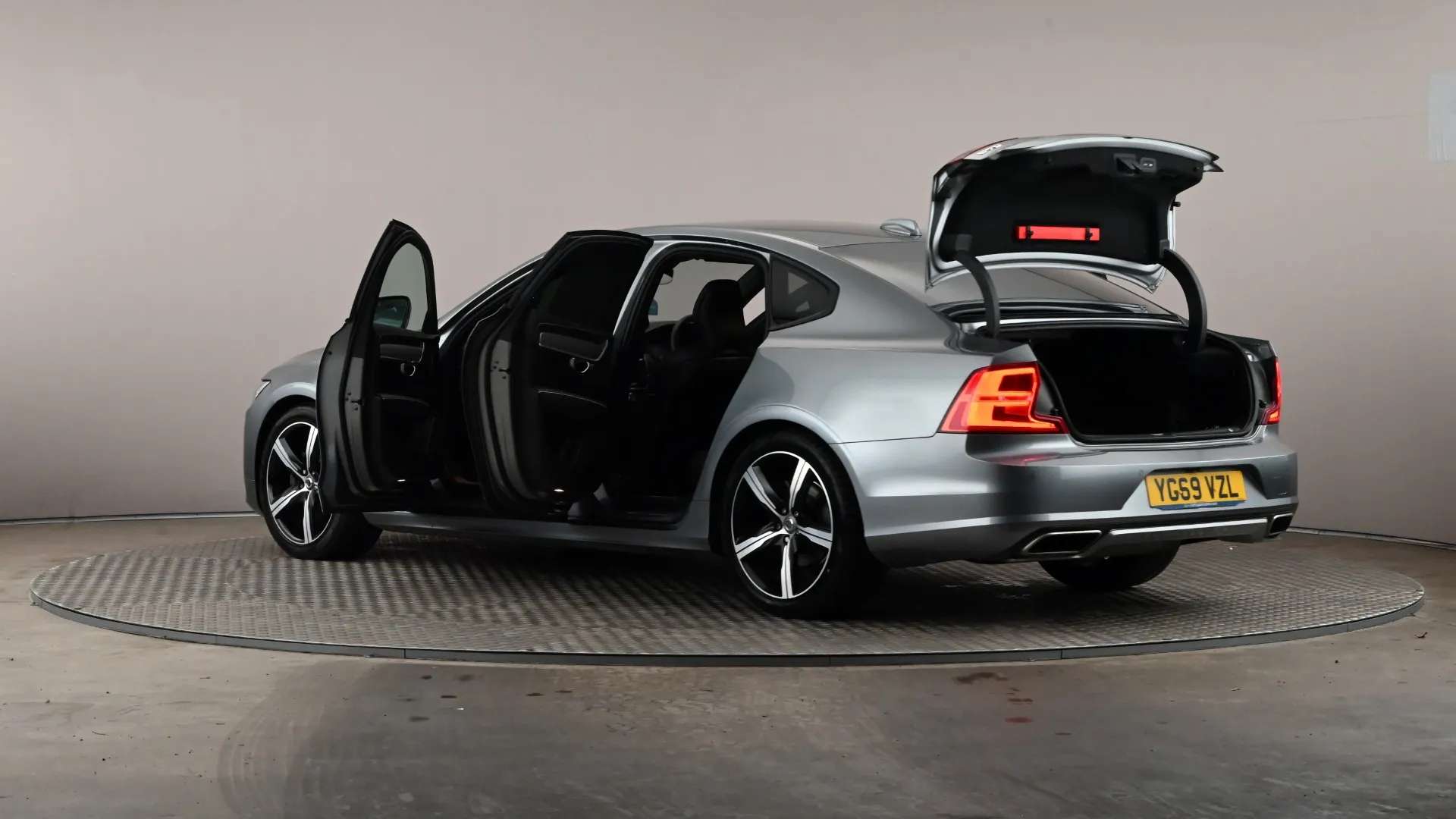 2020 VOLVO S90 2020 VOLVO S90