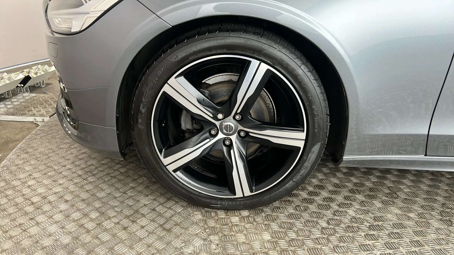 2020 VOLVO S90 2020 VOLVO S90