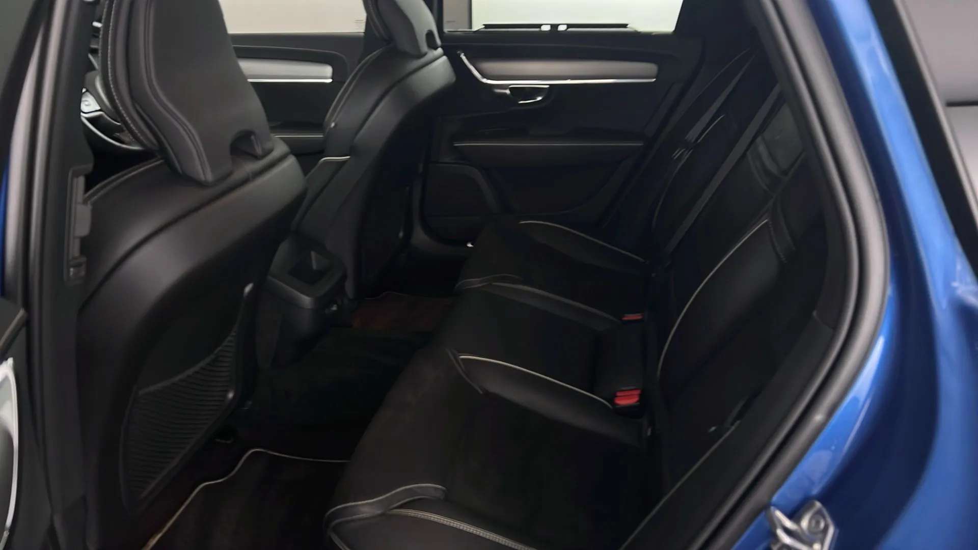 2019 VOLVO V90 2019 VOLVO V90