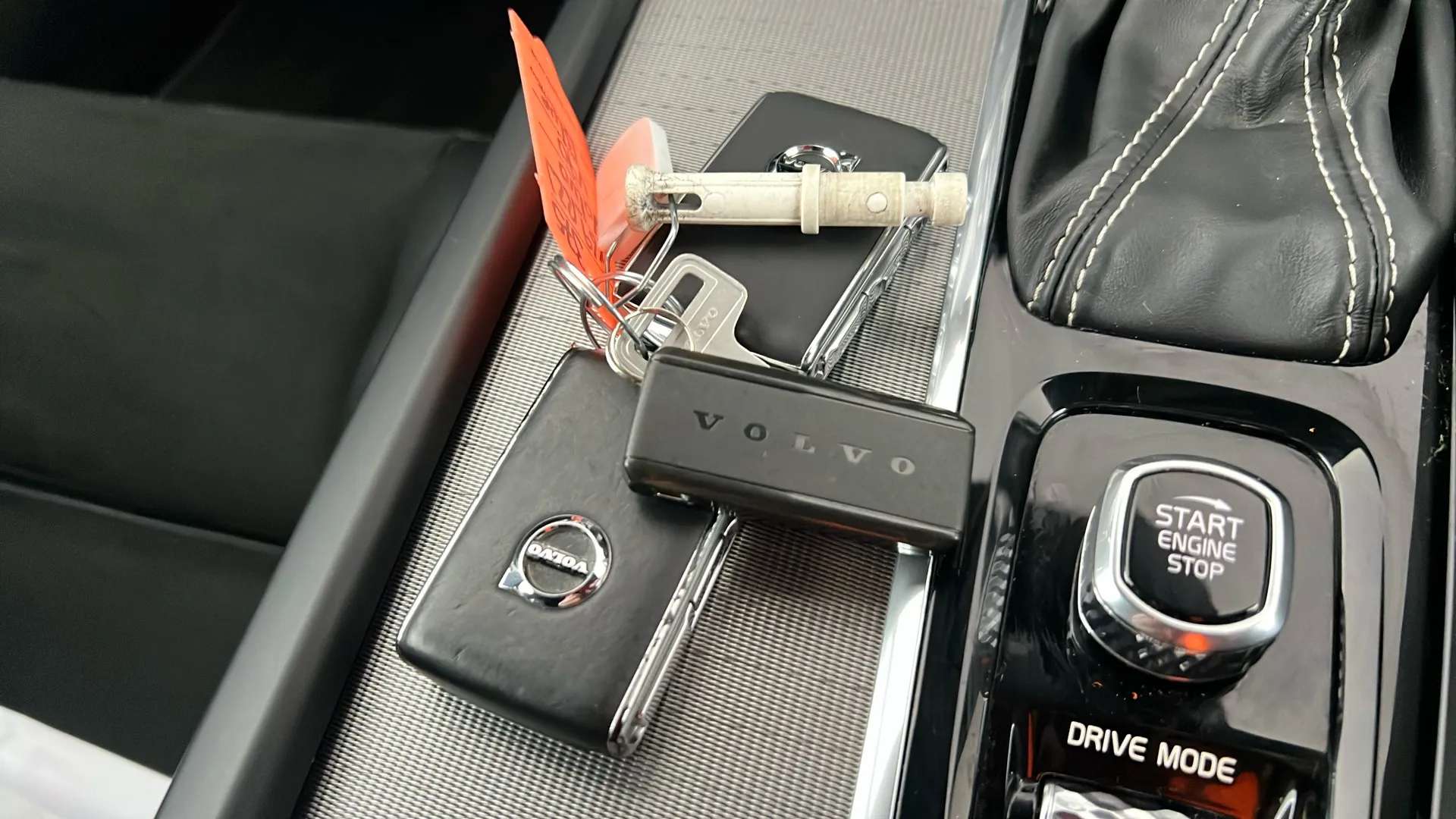 2019 VOLVO V90 2019 VOLVO V90