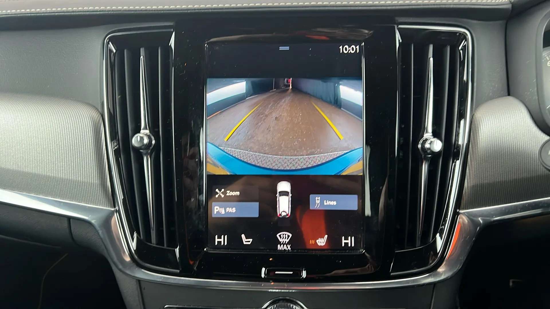 2019 VOLVO V90 2019 VOLVO V90