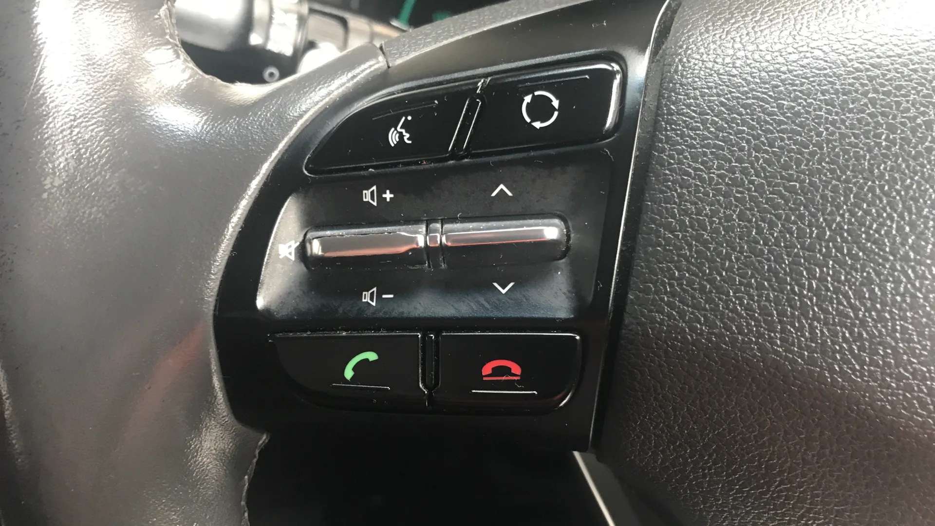 2017 HYUNDAI IONIQ 2017 HYUNDAI IONIQ