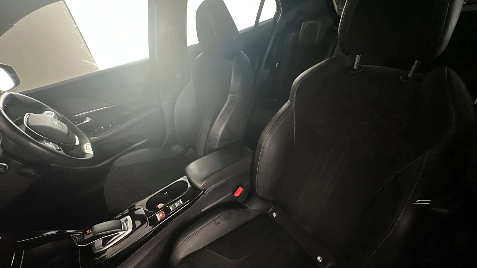 2022 PEUGEOT 2008 2022 PEUGEOT 2008
