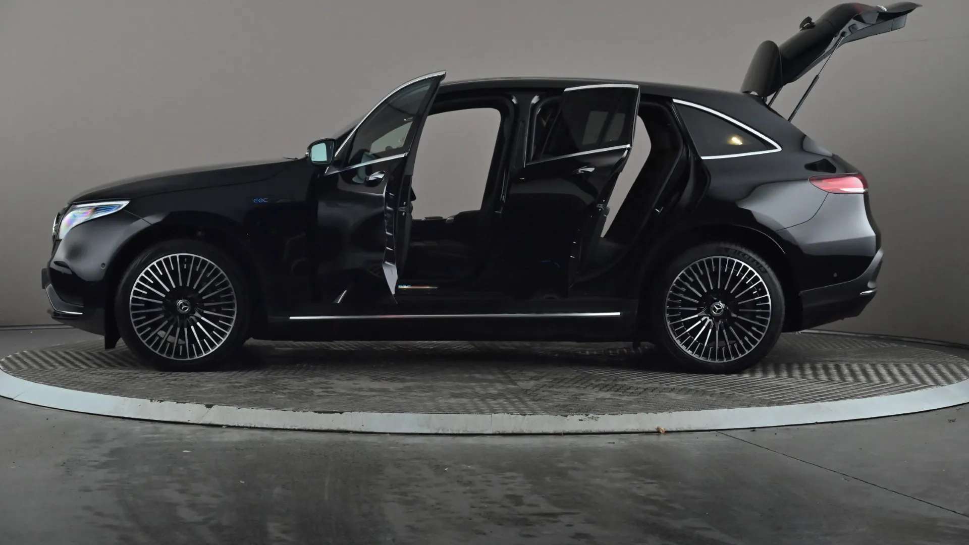 2021 MERCEDES-BENZ EQC 2021 MERCEDES-BENZ EQC