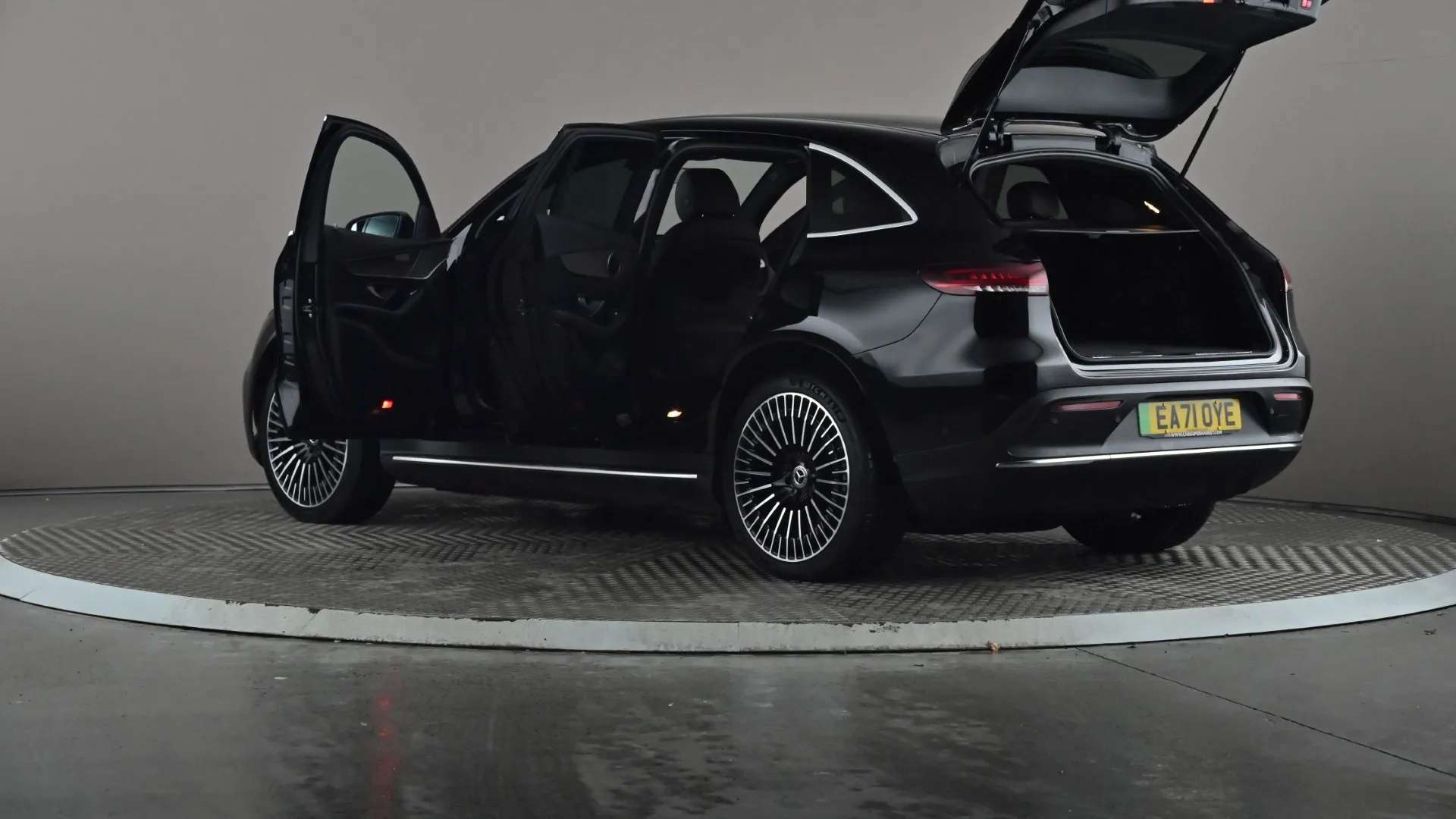 2021 MERCEDES-BENZ EQC 2021 MERCEDES-BENZ EQC