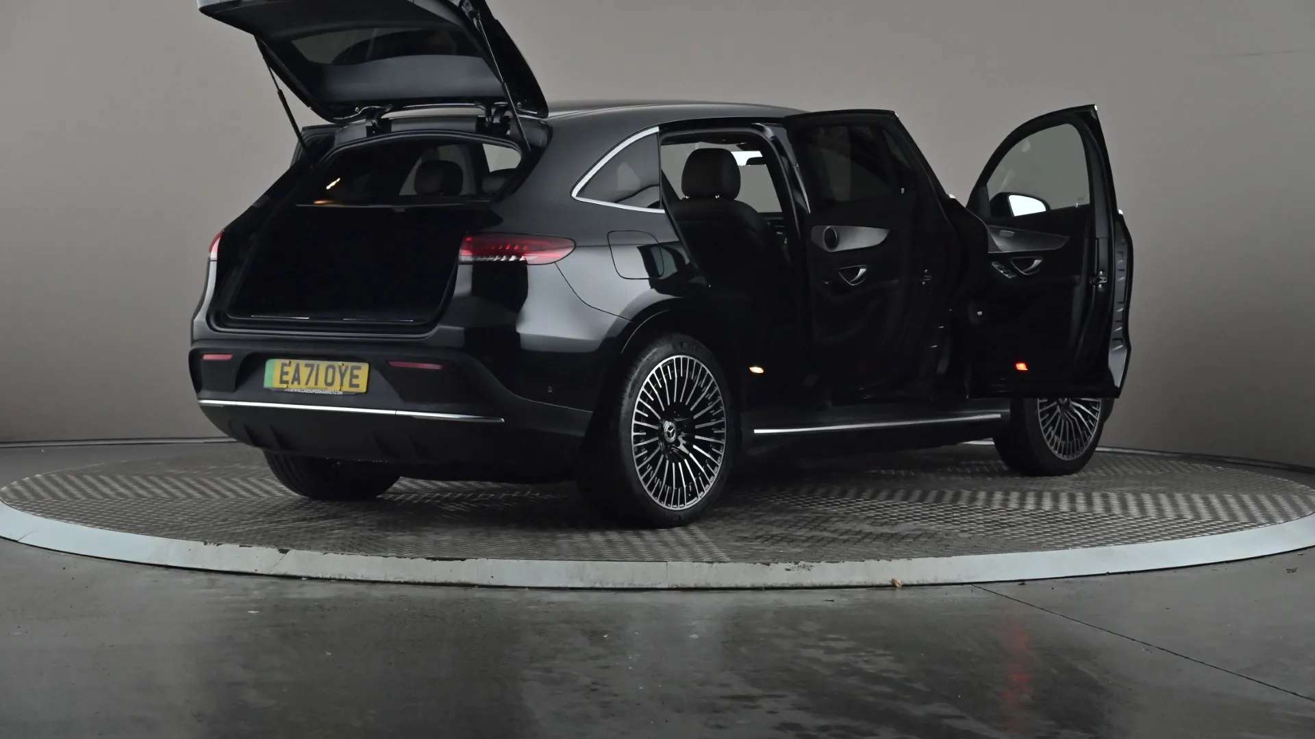 2021 MERCEDES-BENZ EQC 2021 MERCEDES-BENZ EQC