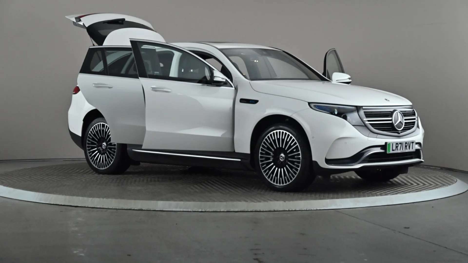 2021 MERCEDES-BENZ EQC 2021 MERCEDES-BENZ EQC