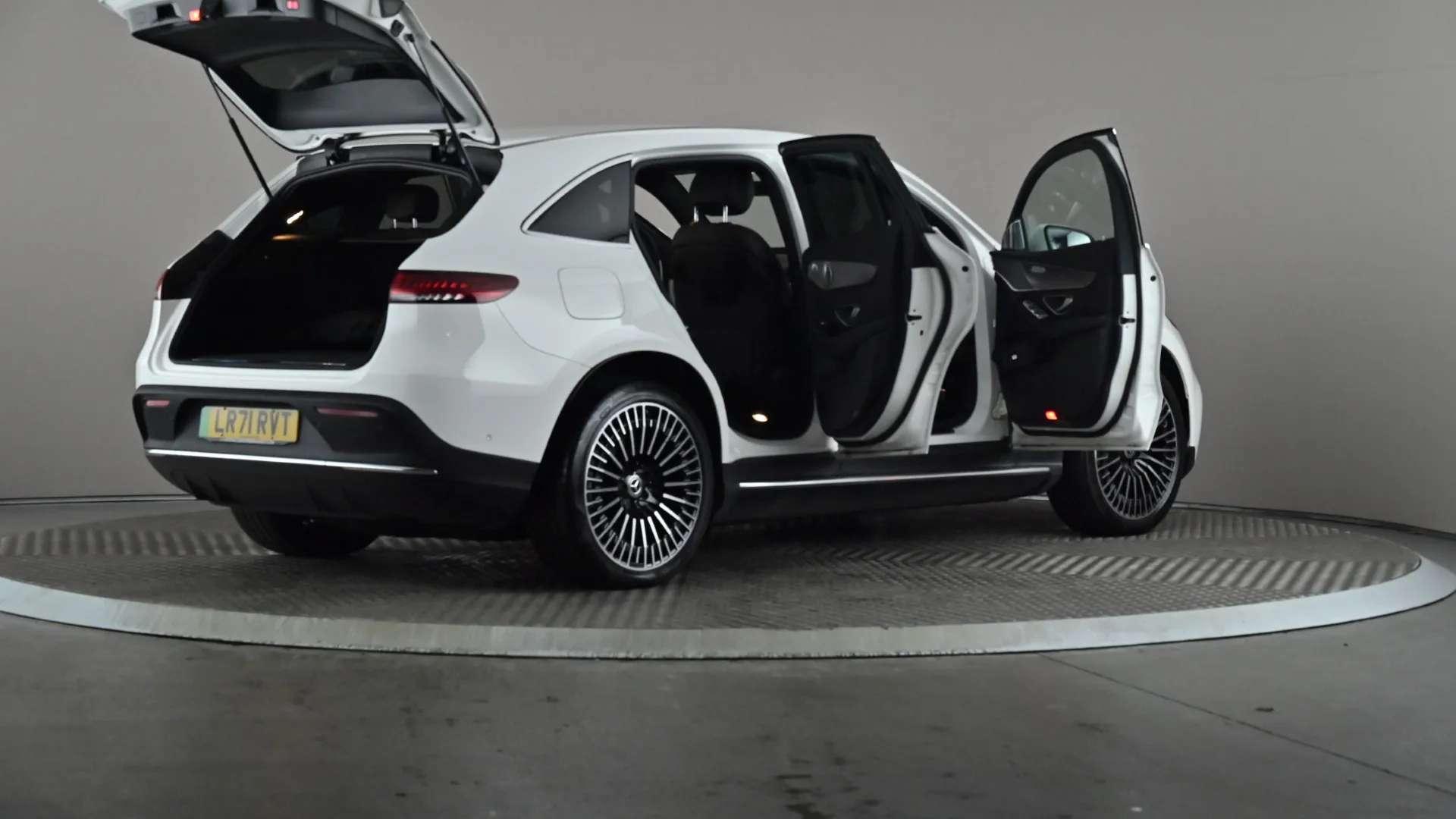 2021 MERCEDES-BENZ EQC 2021 MERCEDES-BENZ EQC