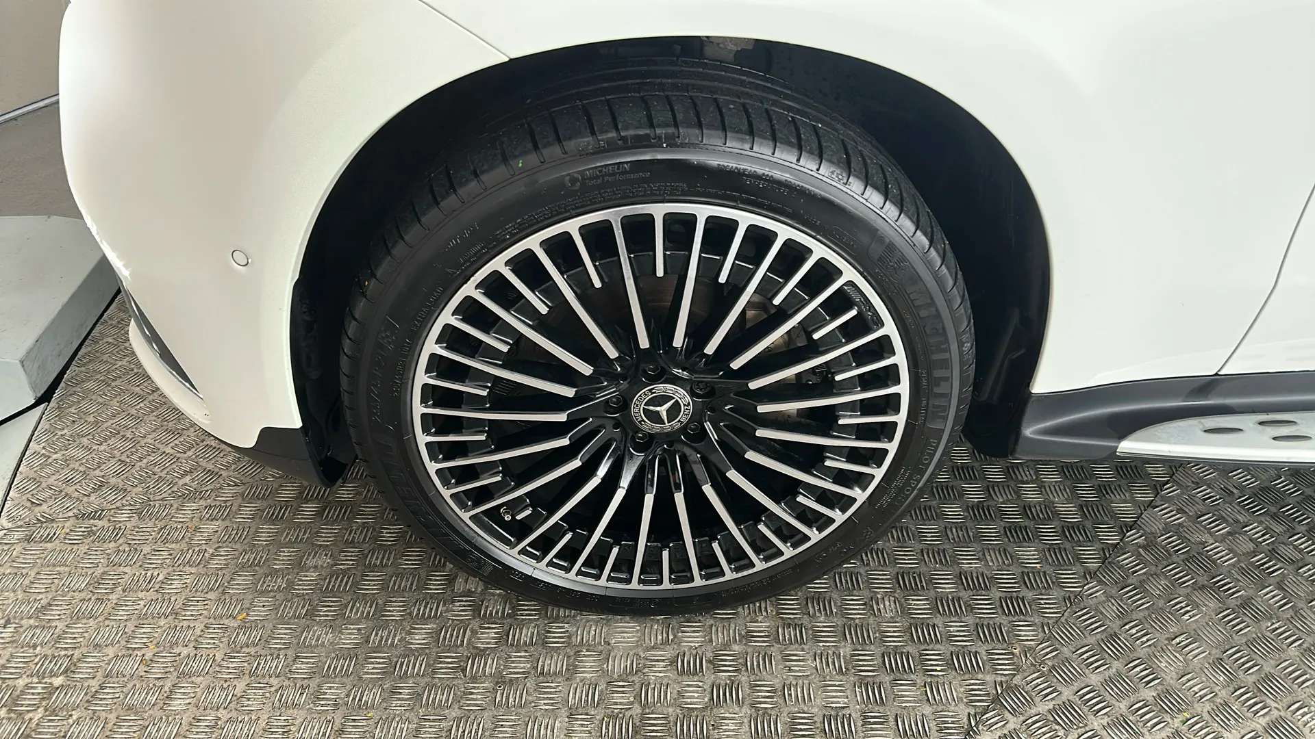 2021 MERCEDES-BENZ EQC 2021 MERCEDES-BENZ EQC