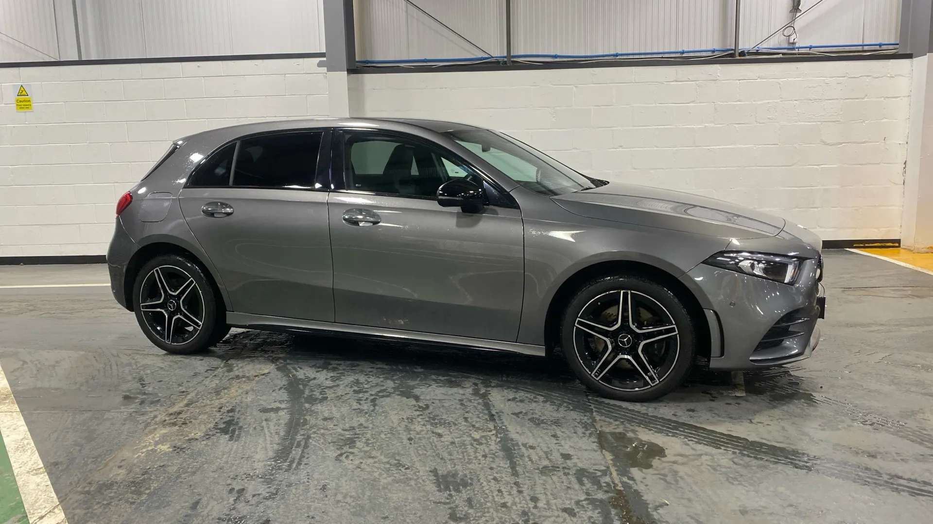 A 2022 MERCEDES-BENZ A CLASS A250e AMG Line Premium Edition Auto A 2022 MERCEDES-BENZ A CLASS A250e AMG Line Premium Edition Auto