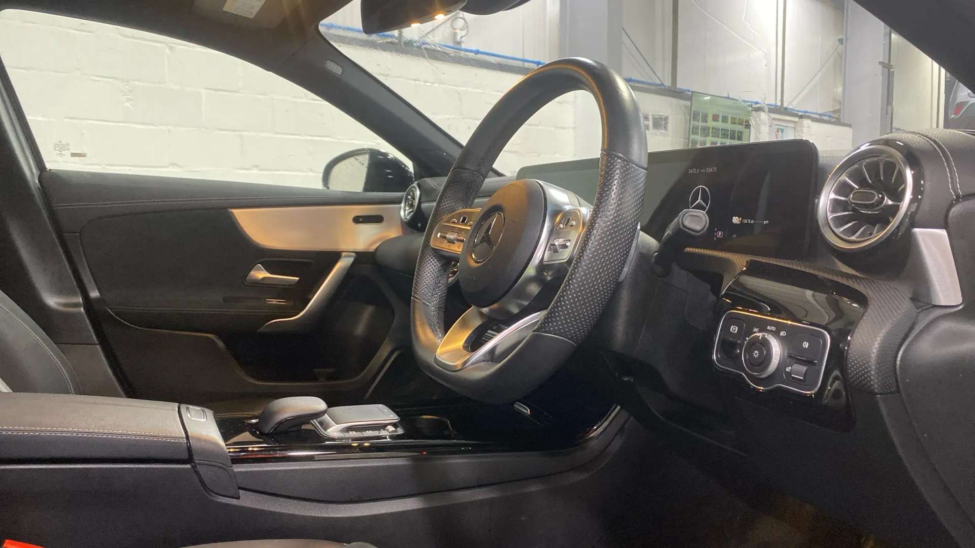 A 2022 MERCEDES-BENZ A CLASS A250e AMG Line Premium Edition Auto A 2022 MERCEDES-BENZ A CLASS A250e AMG Line Premium Edition Auto