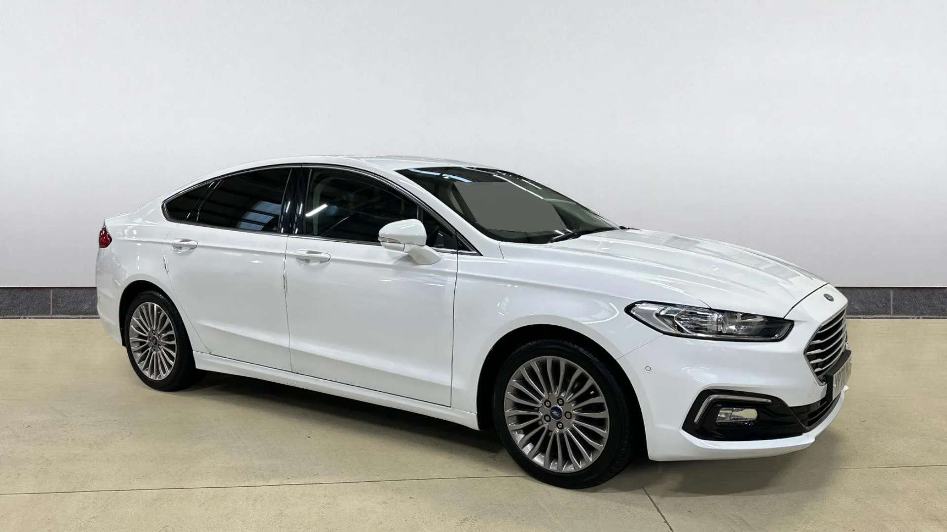 A 2020 FORD MONDEO 2.0 Hybrid Titanium Edition Auto A 2020 FORD MONDEO 2.0 Hybrid Titanium Edition Auto
