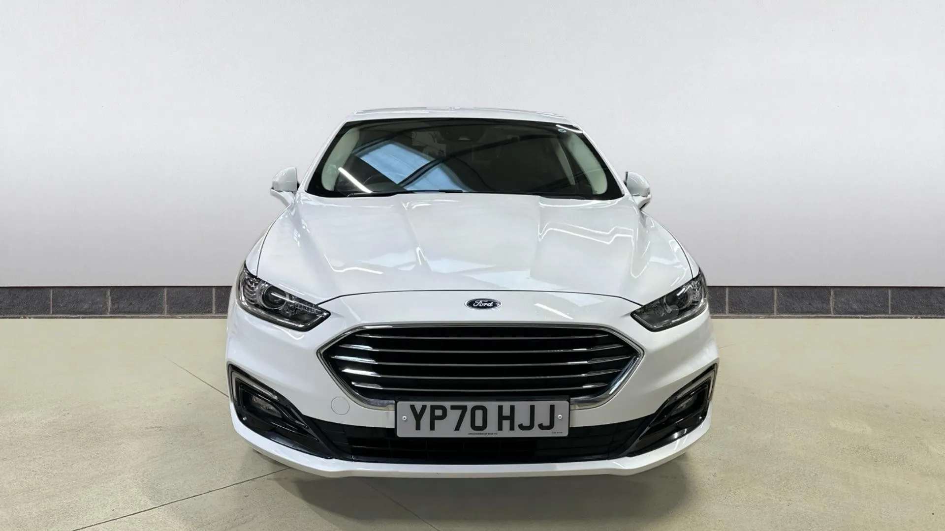 A 2020 FORD MONDEO 2.0 Hybrid Titanium Edition Auto A 2020 FORD MONDEO 2.0 Hybrid Titanium Edition Auto