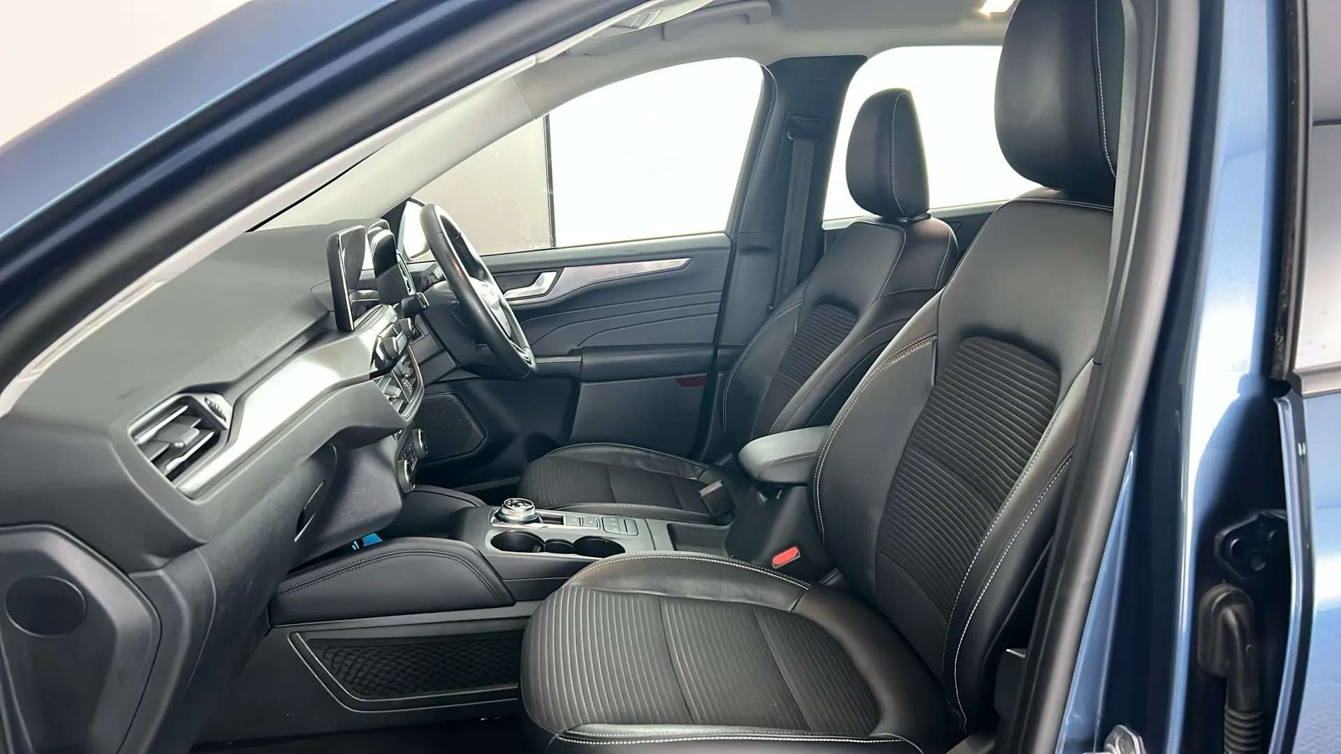 2021 FORD KUGA 2021 FORD KUGA