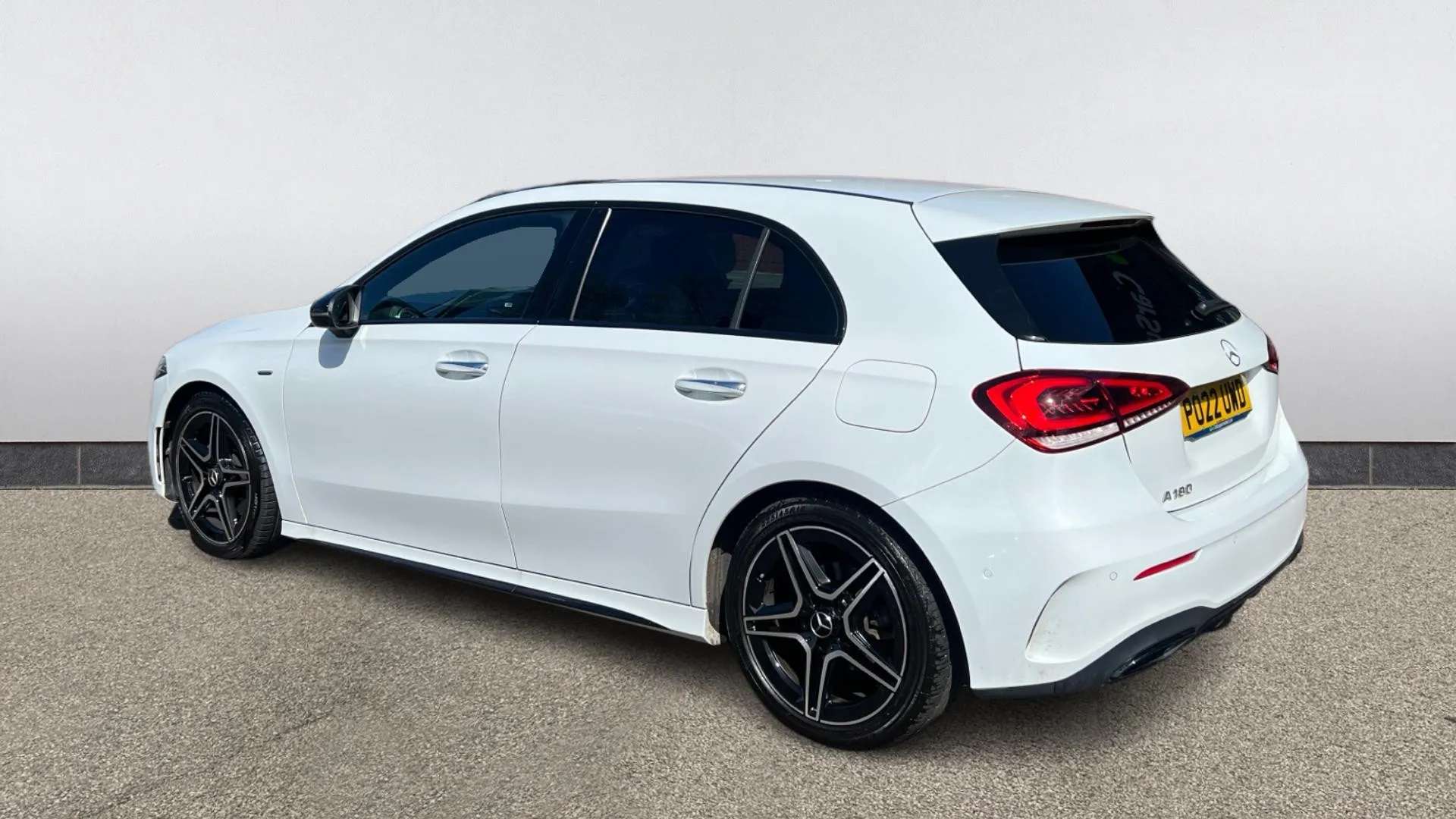 A 2022 MERCEDES-BENZ A CLASS A180 AMG Line Premium Edition Auto A 2022 MERCEDES-BENZ A CLASS A180 AMG Line Premium Edition Auto